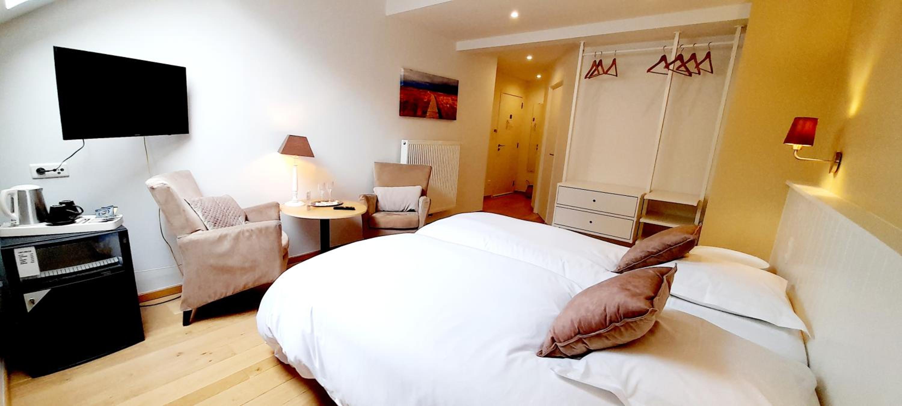 Double or Twin Room with Garden View