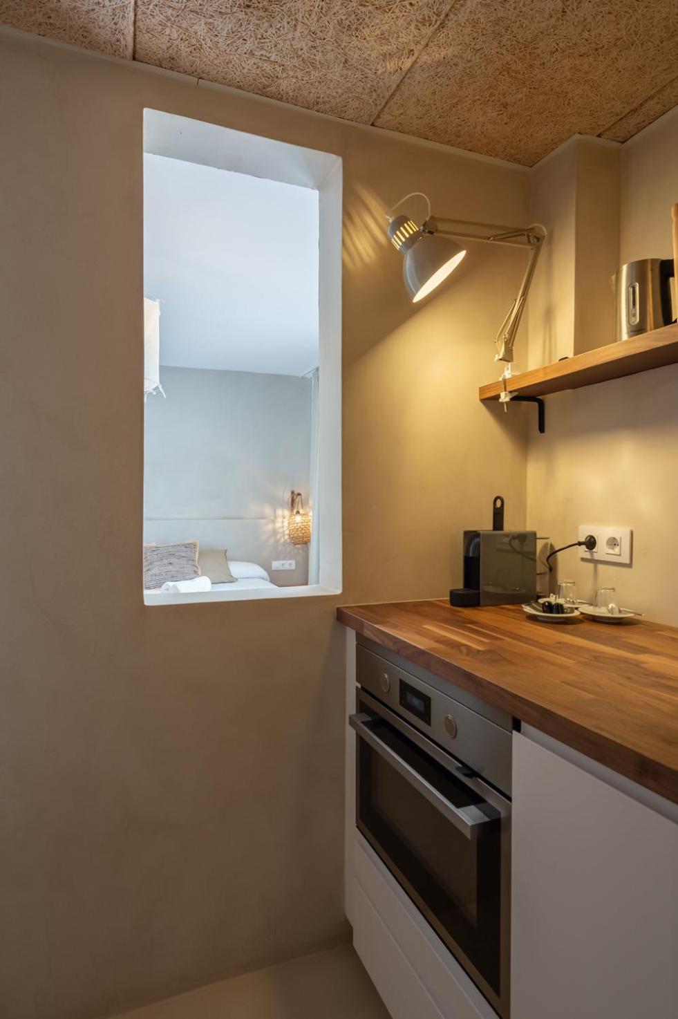 Double Room with Patio - Photo 5