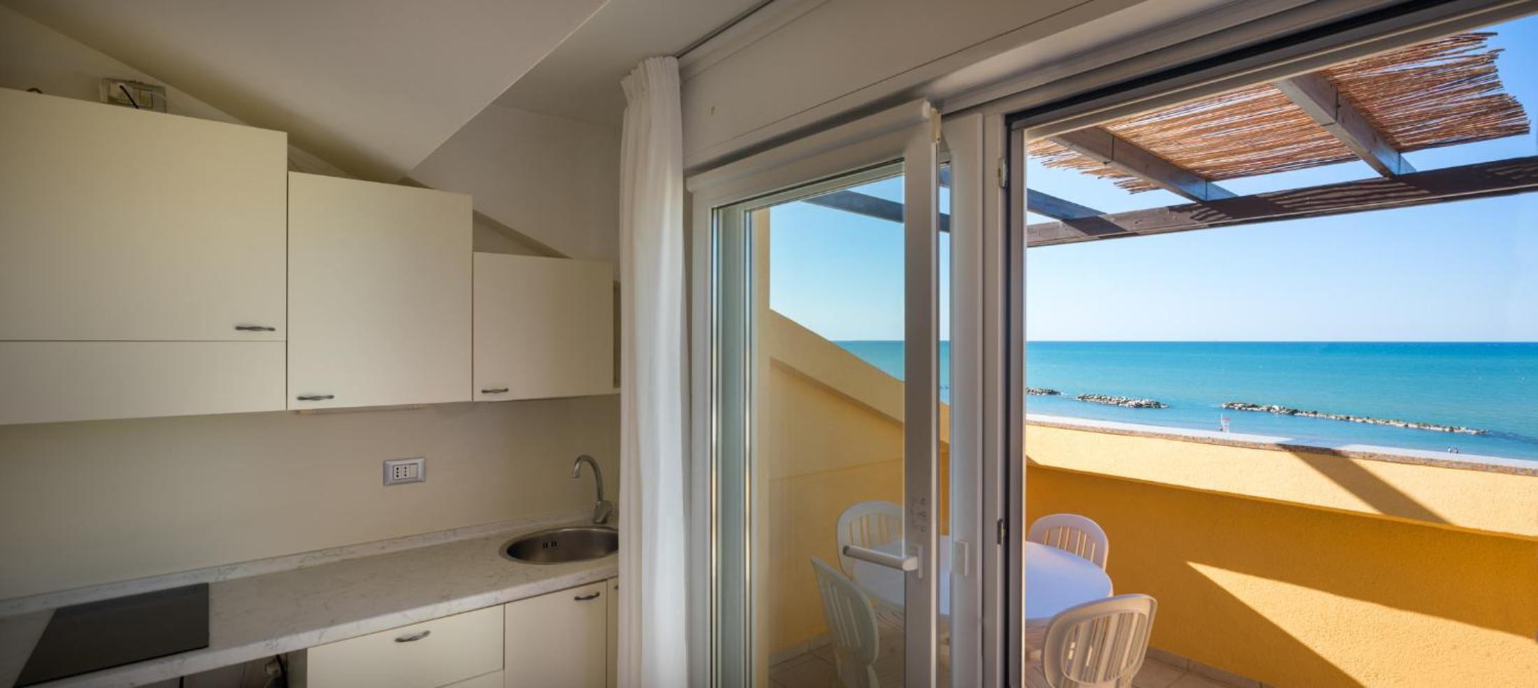 Apartment with Sea View photo 2