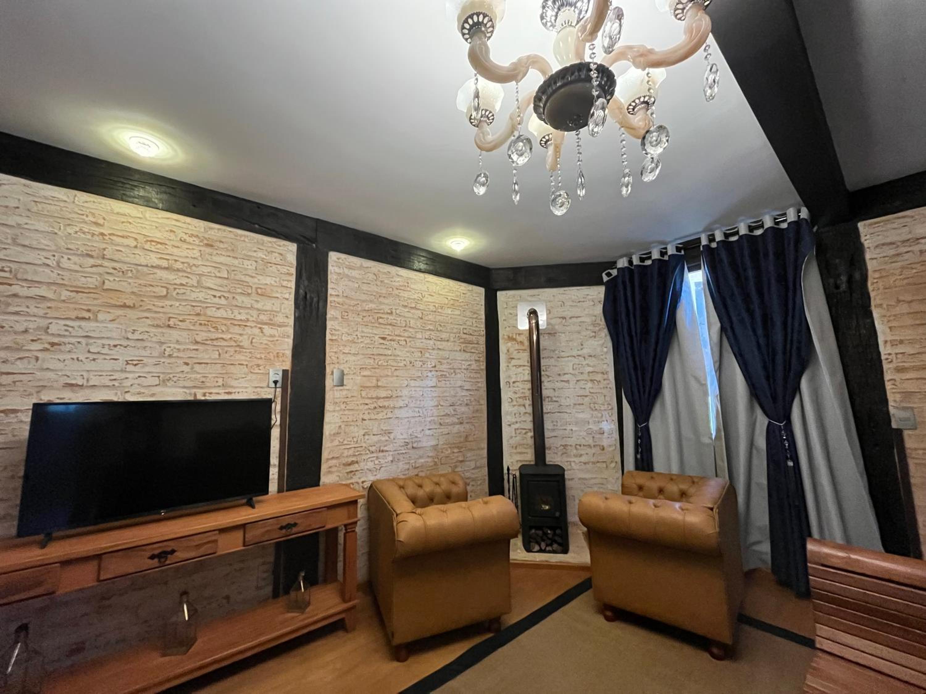 Double or Twin Room with Garden View - Photo 13