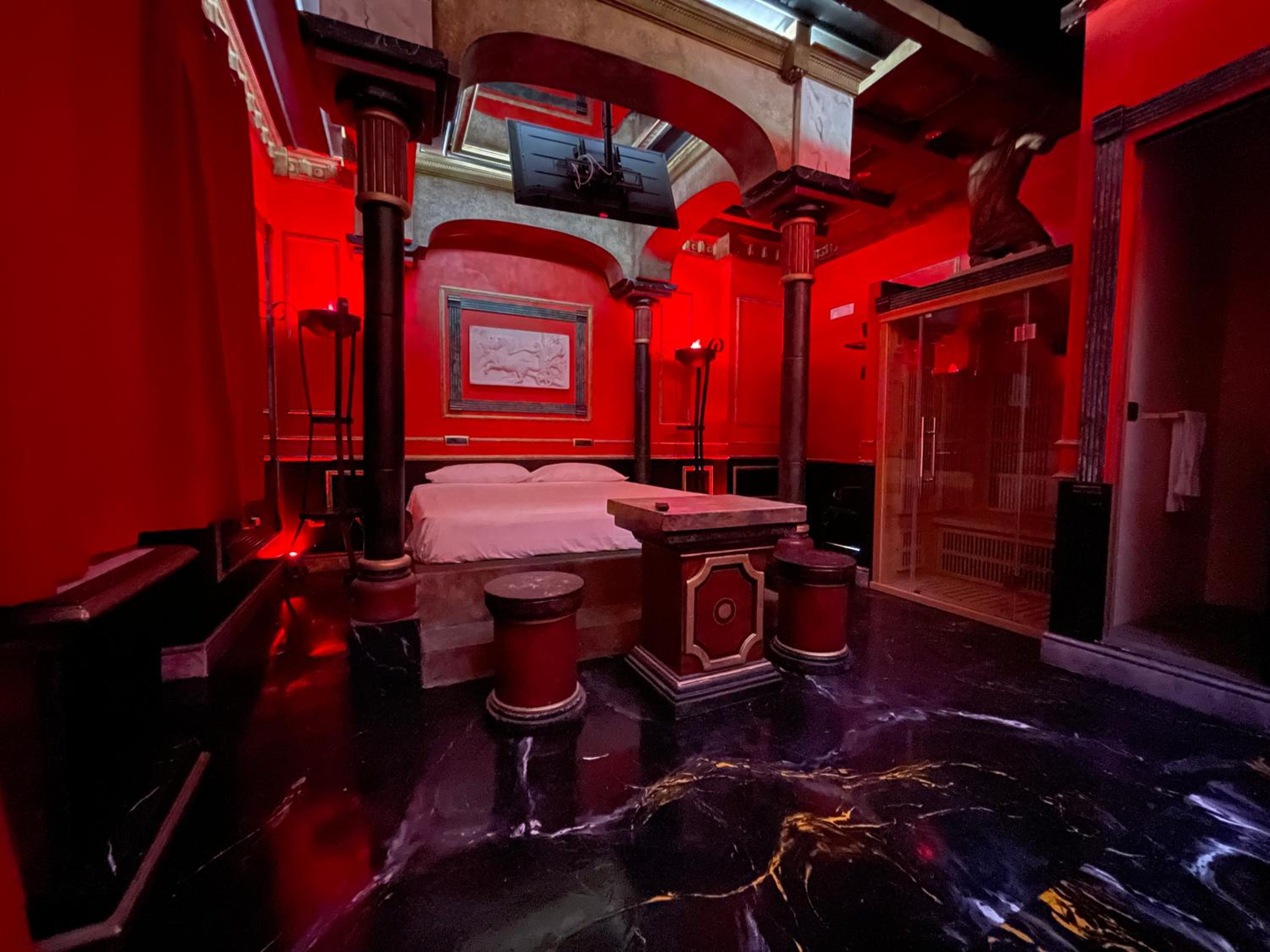 King Room with Spa Bath