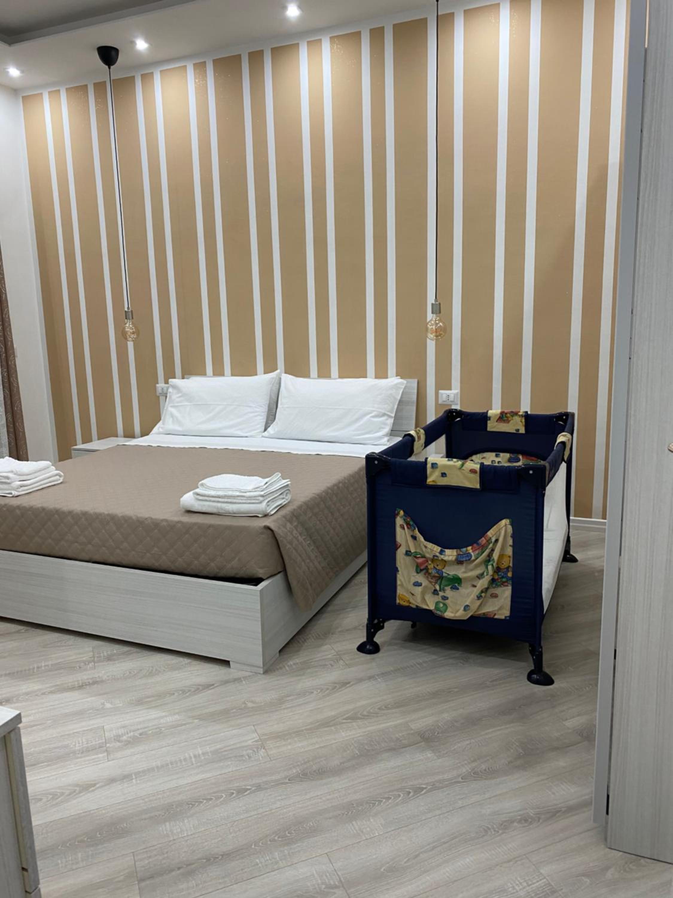 Double Room - Photo 5