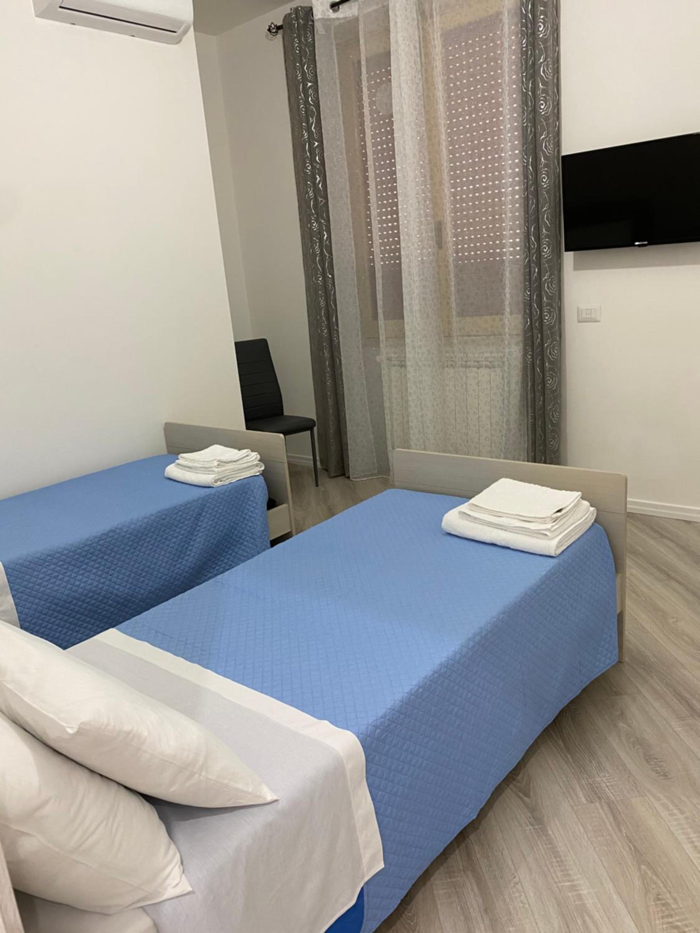 Double or Twin Room - Photo 27