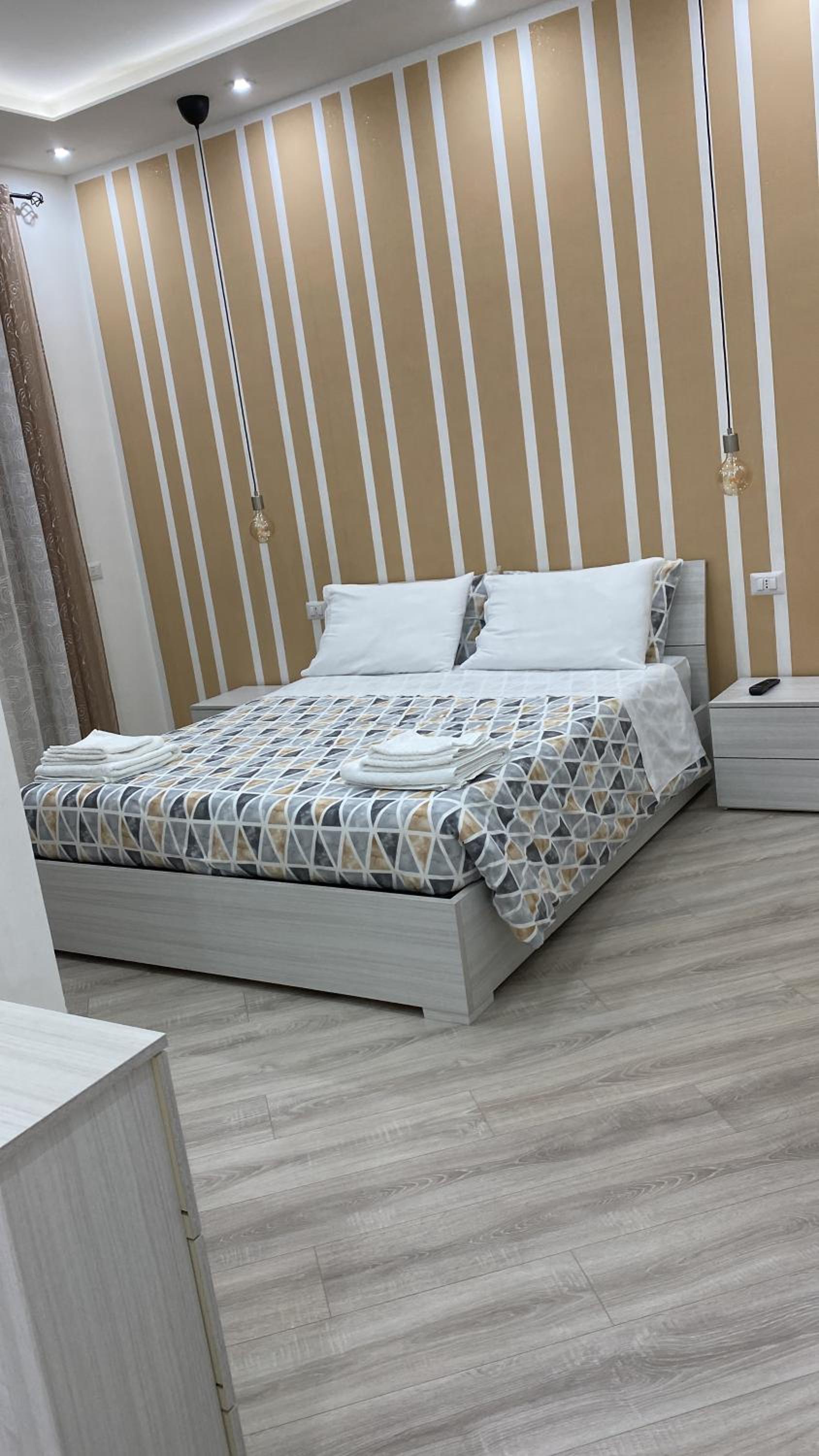 Double Room - Photo 6
