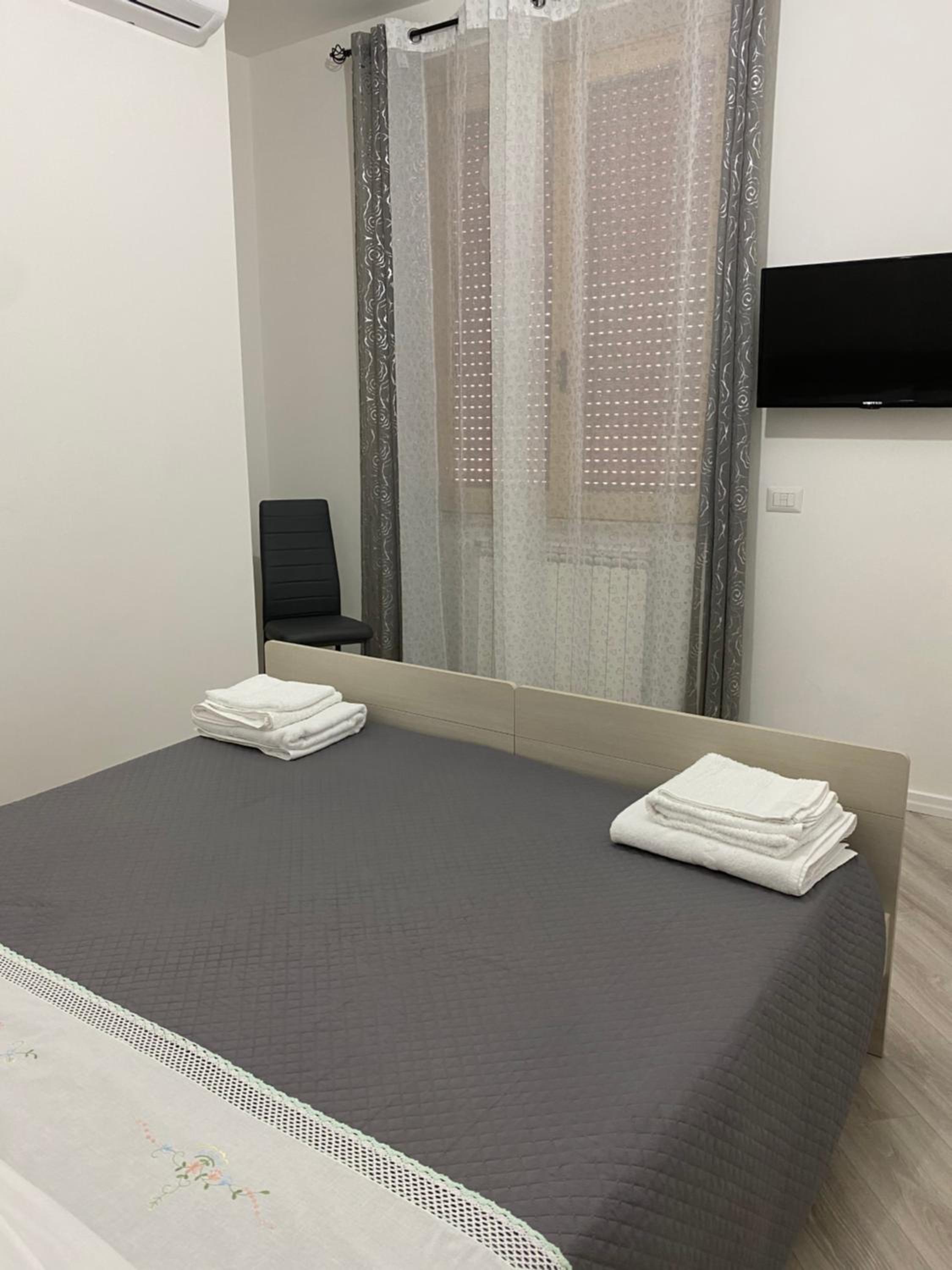 Double or Twin Room - Photo 26