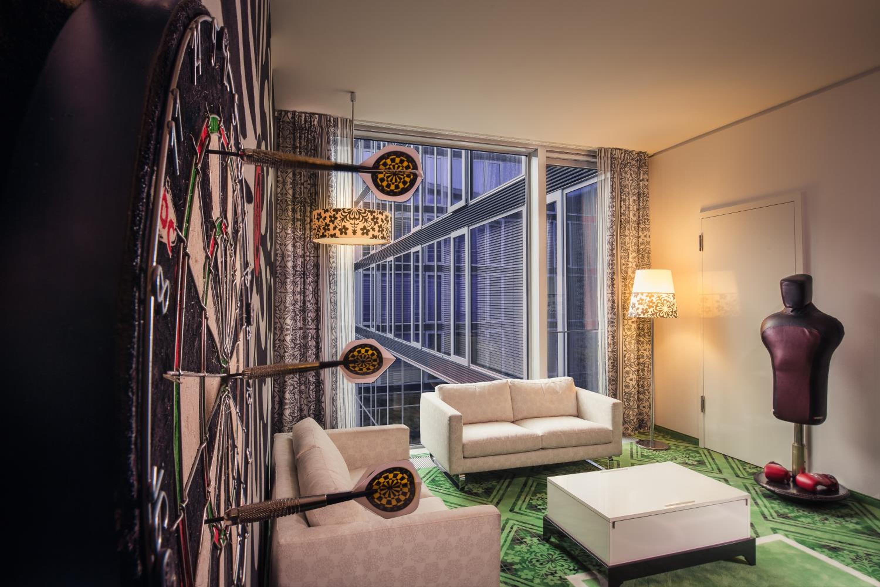 Fair Play Suite - Photo 6