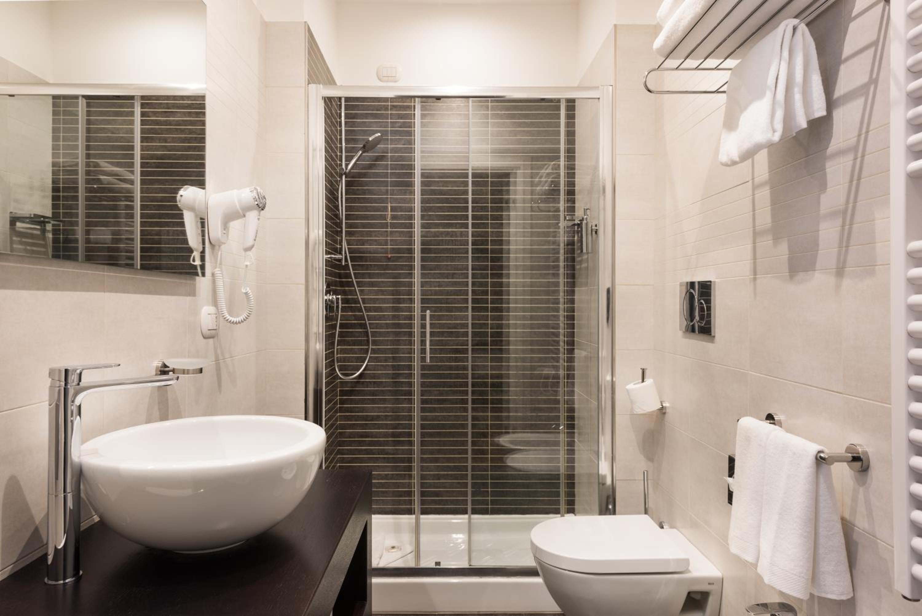 Deluxe Double or Twin Room photo 3