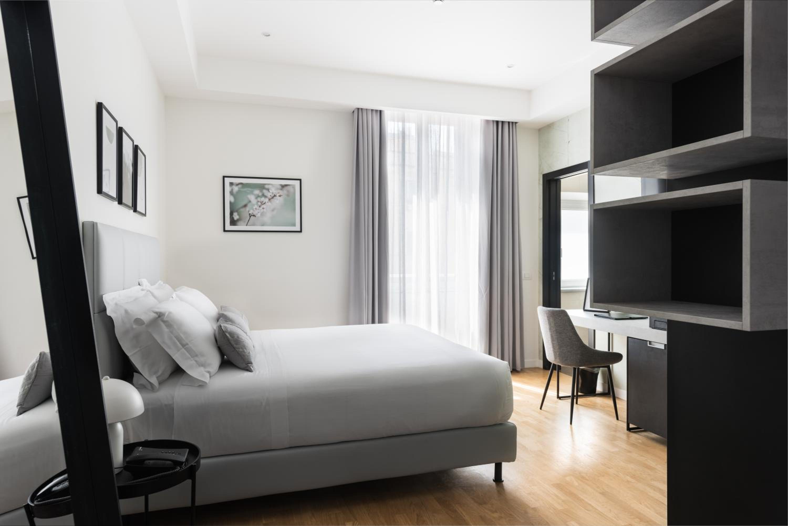 Deluxe Double or Twin Room photo 1