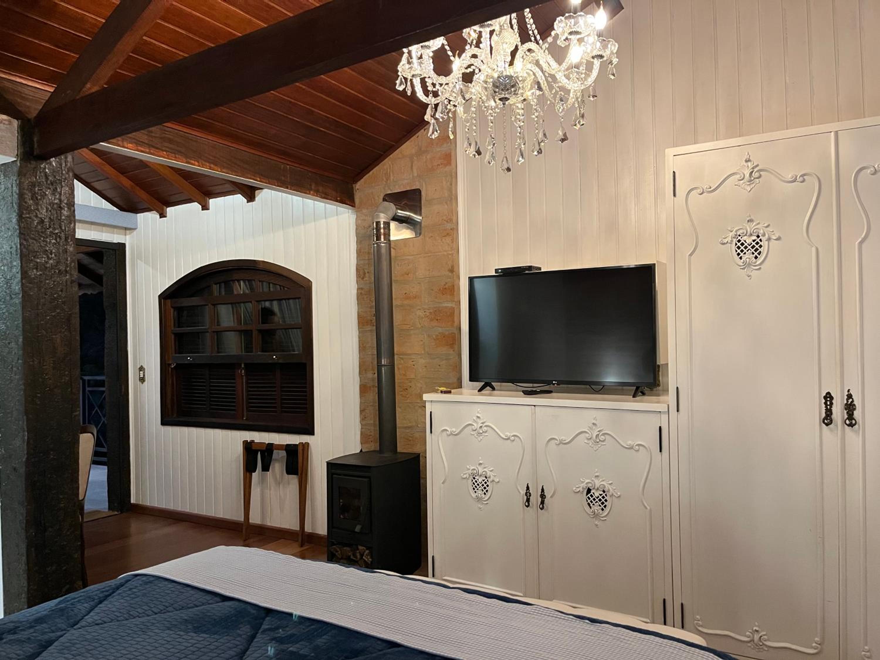 Queen Room with Spa Bath - Photo 7