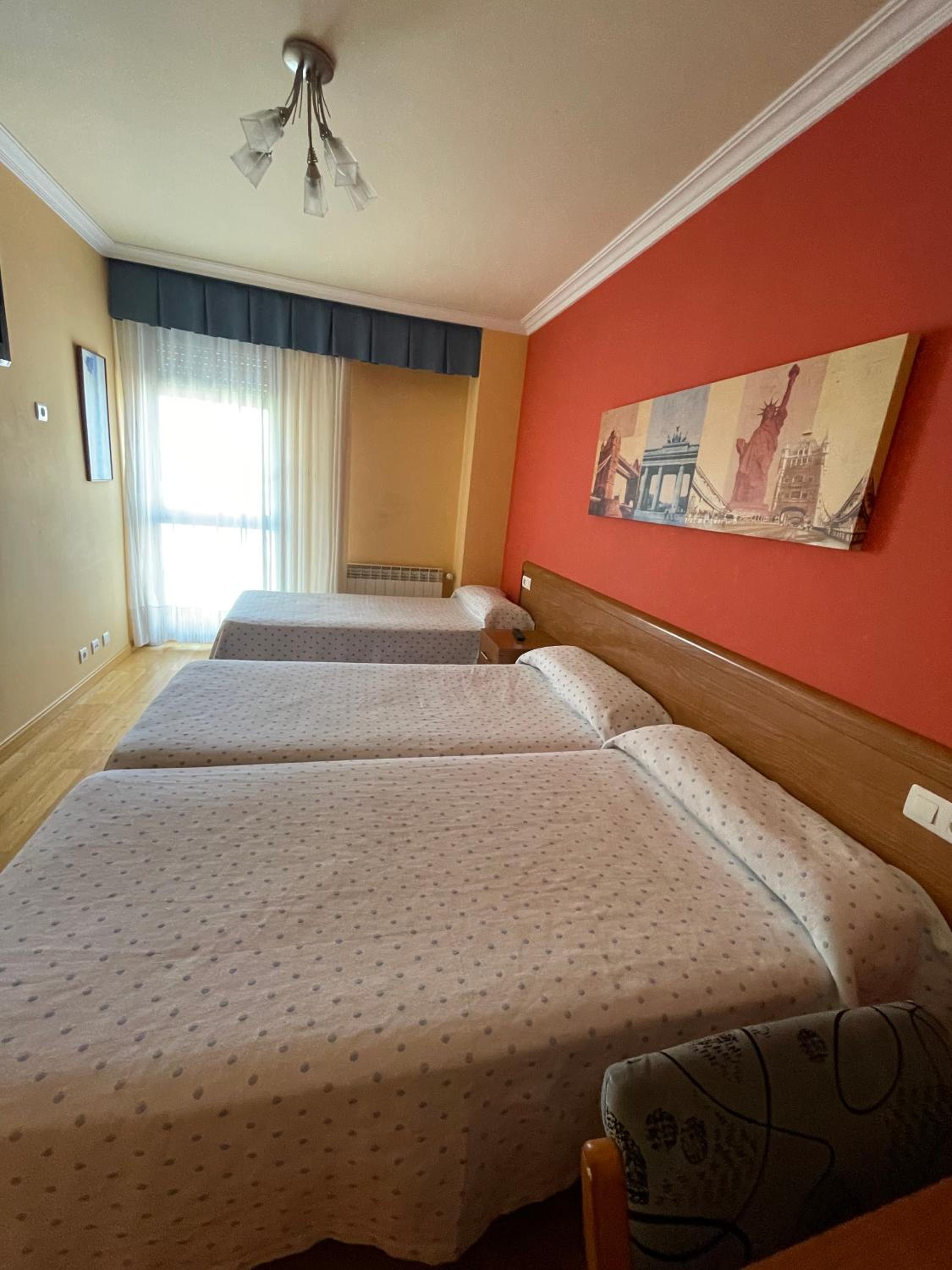 Triple Room - Photo 3