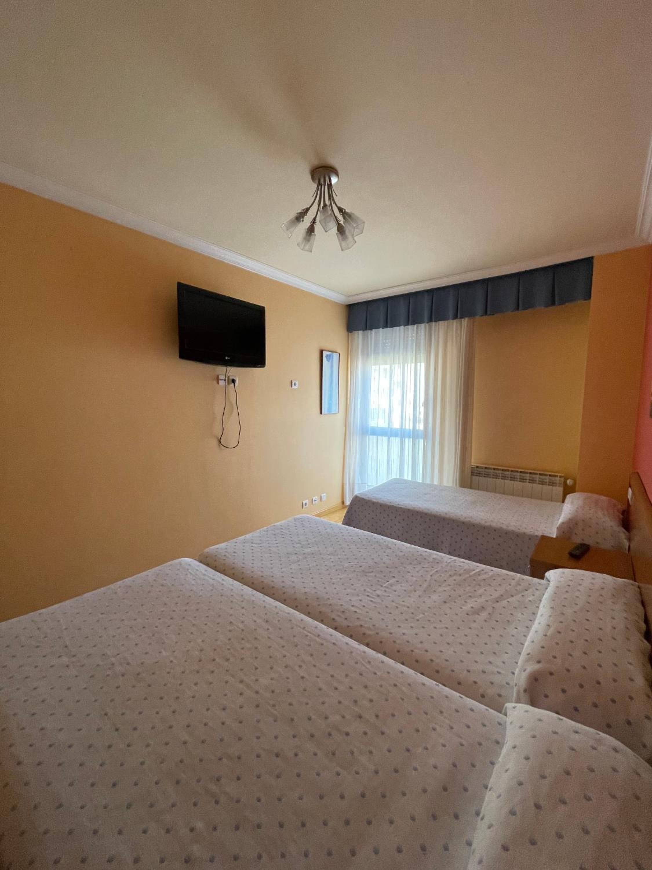 Triple Room - Photo 4