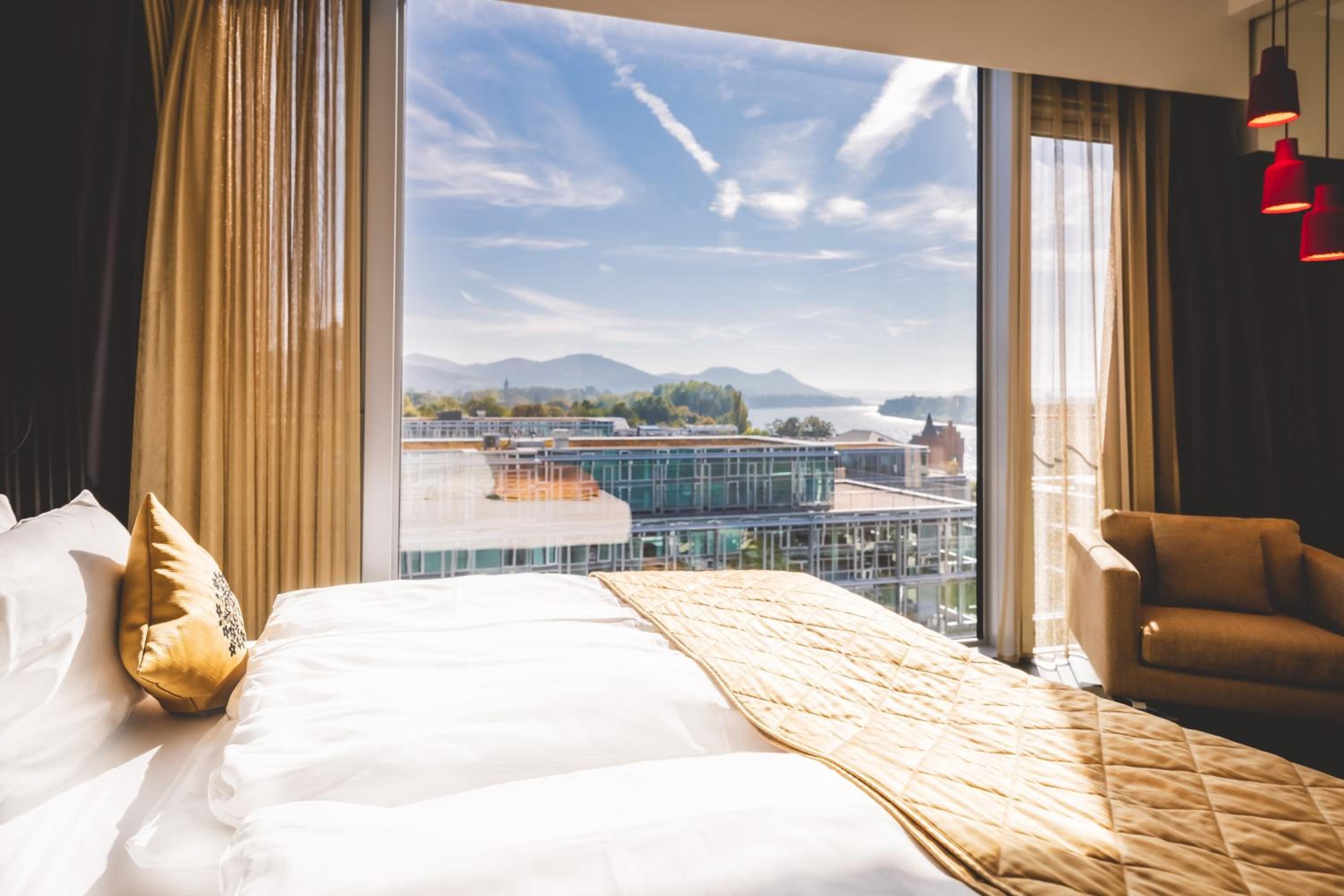 King Suite with Rooftop Terrace - Photo 9