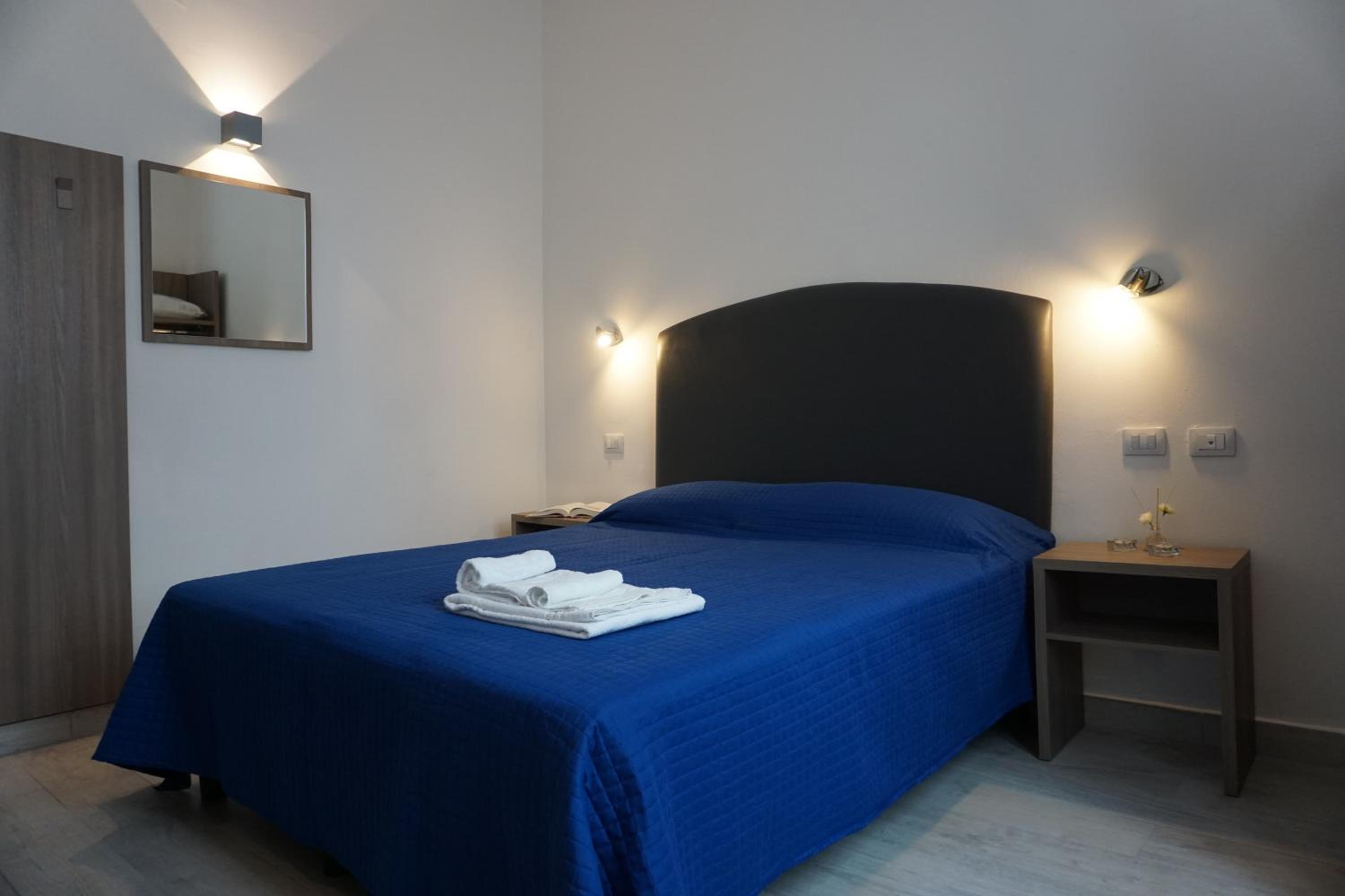 Standard Double Room photo 1