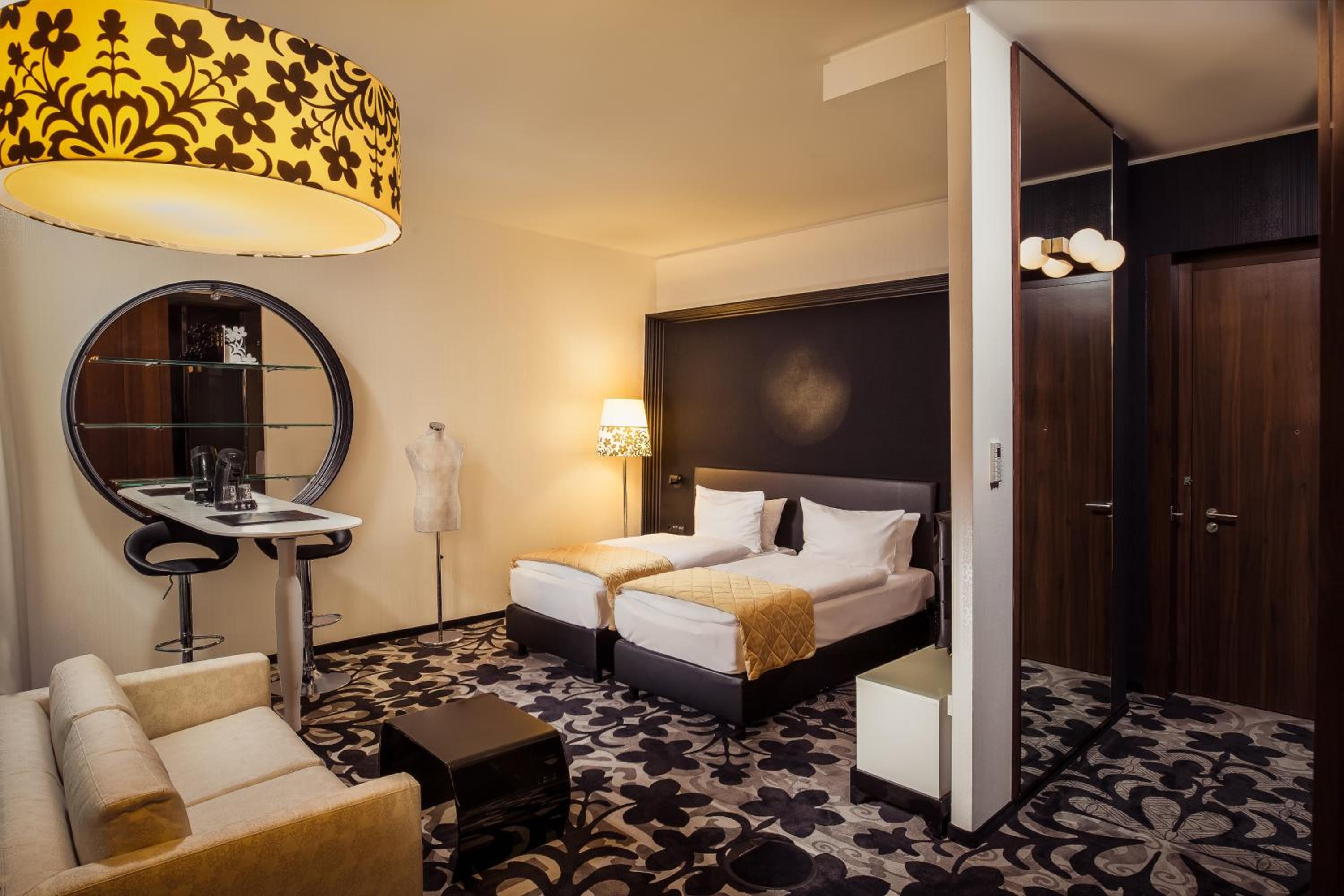 Premium Room - Photo 4