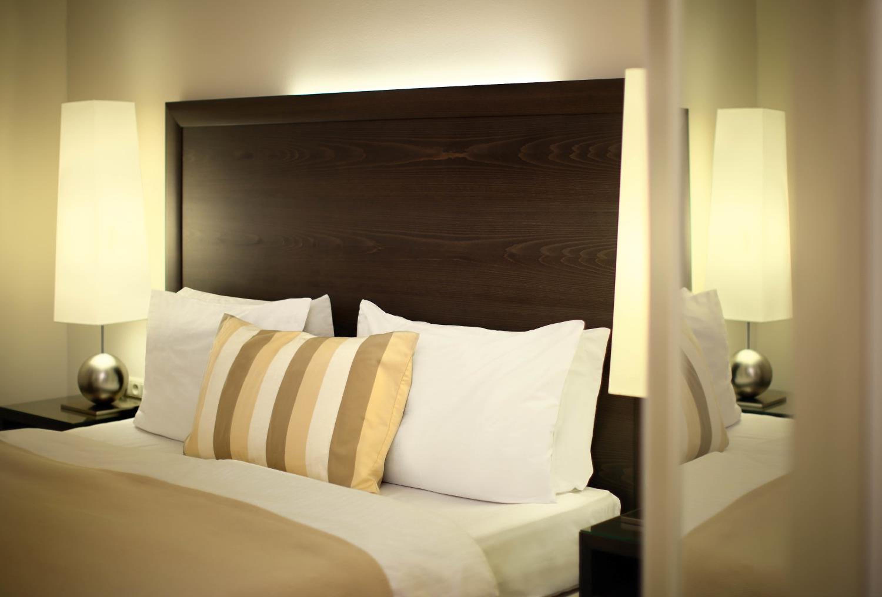 Double or Twin Room - Photo 4
