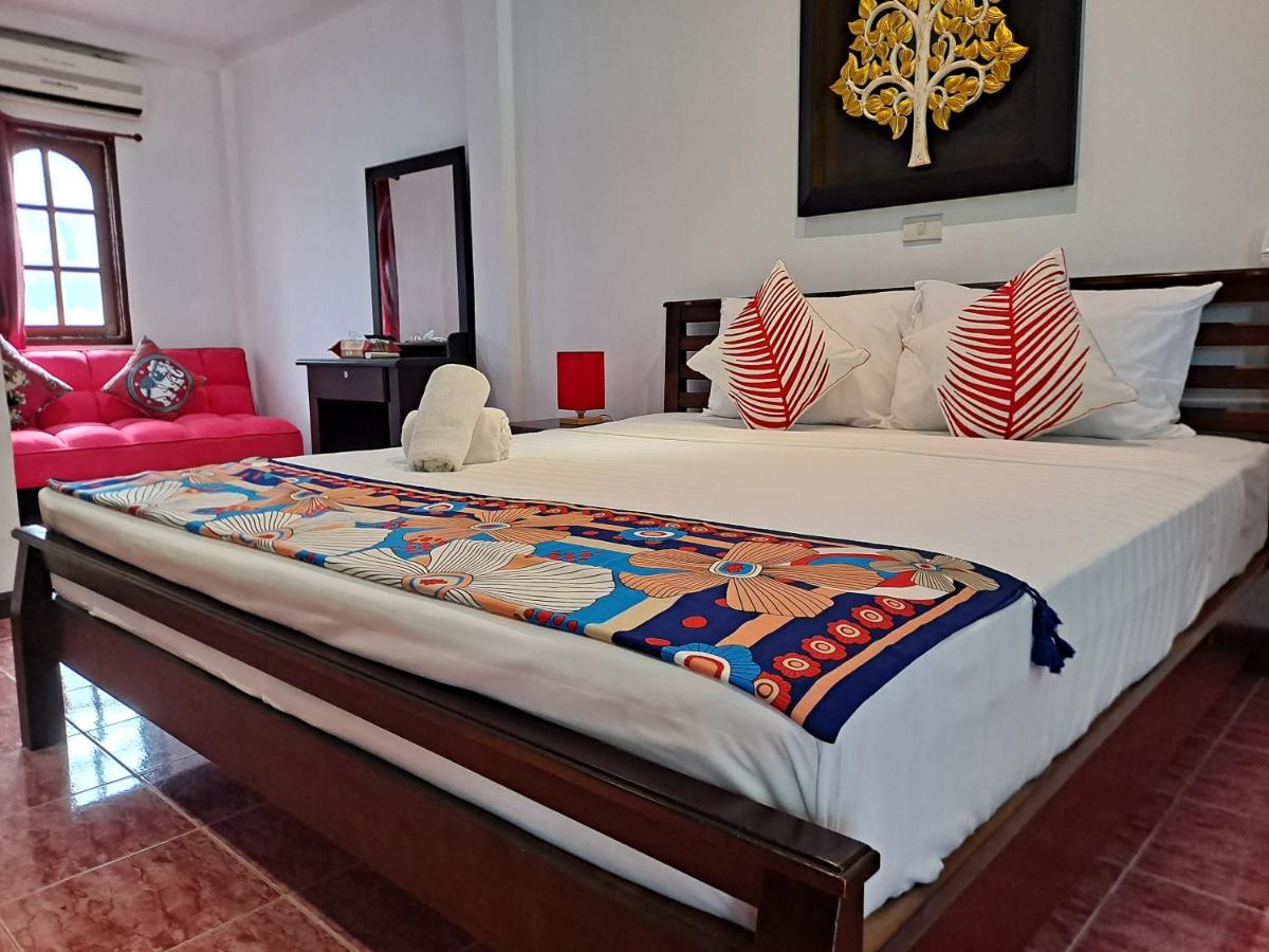 Standard King Room photo 1