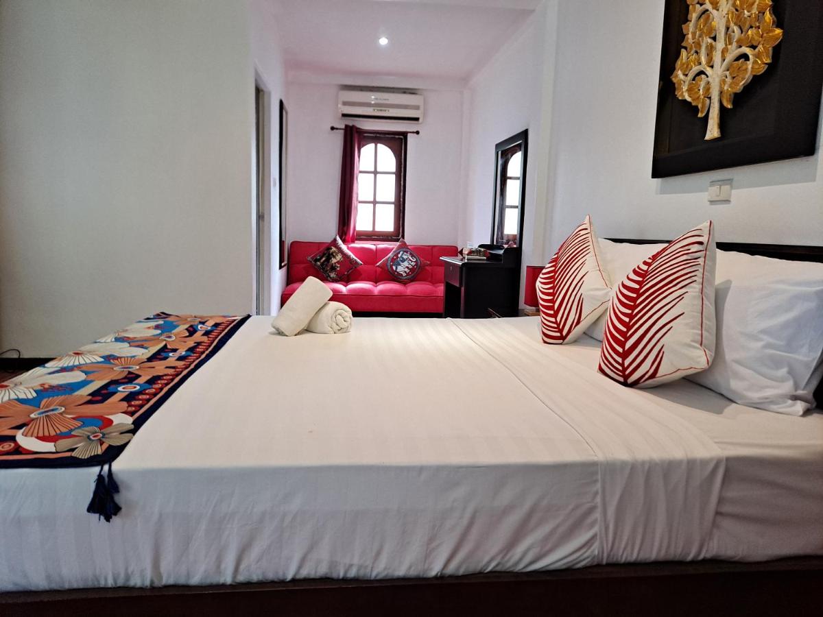 Standard King Room photo 3