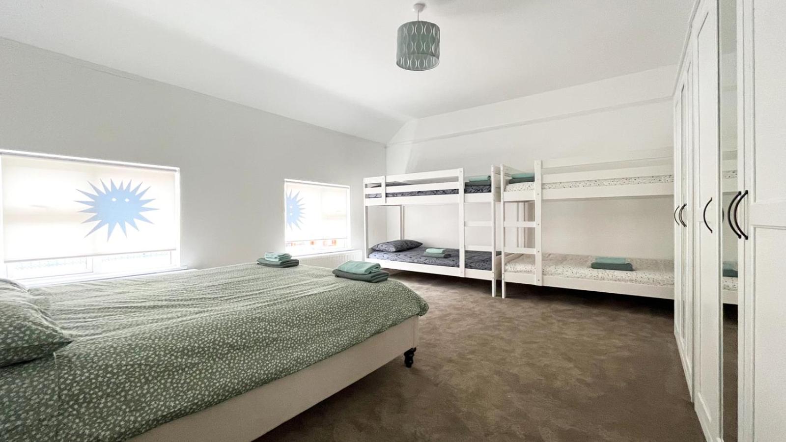 Apartment with Sea View - Photo 23