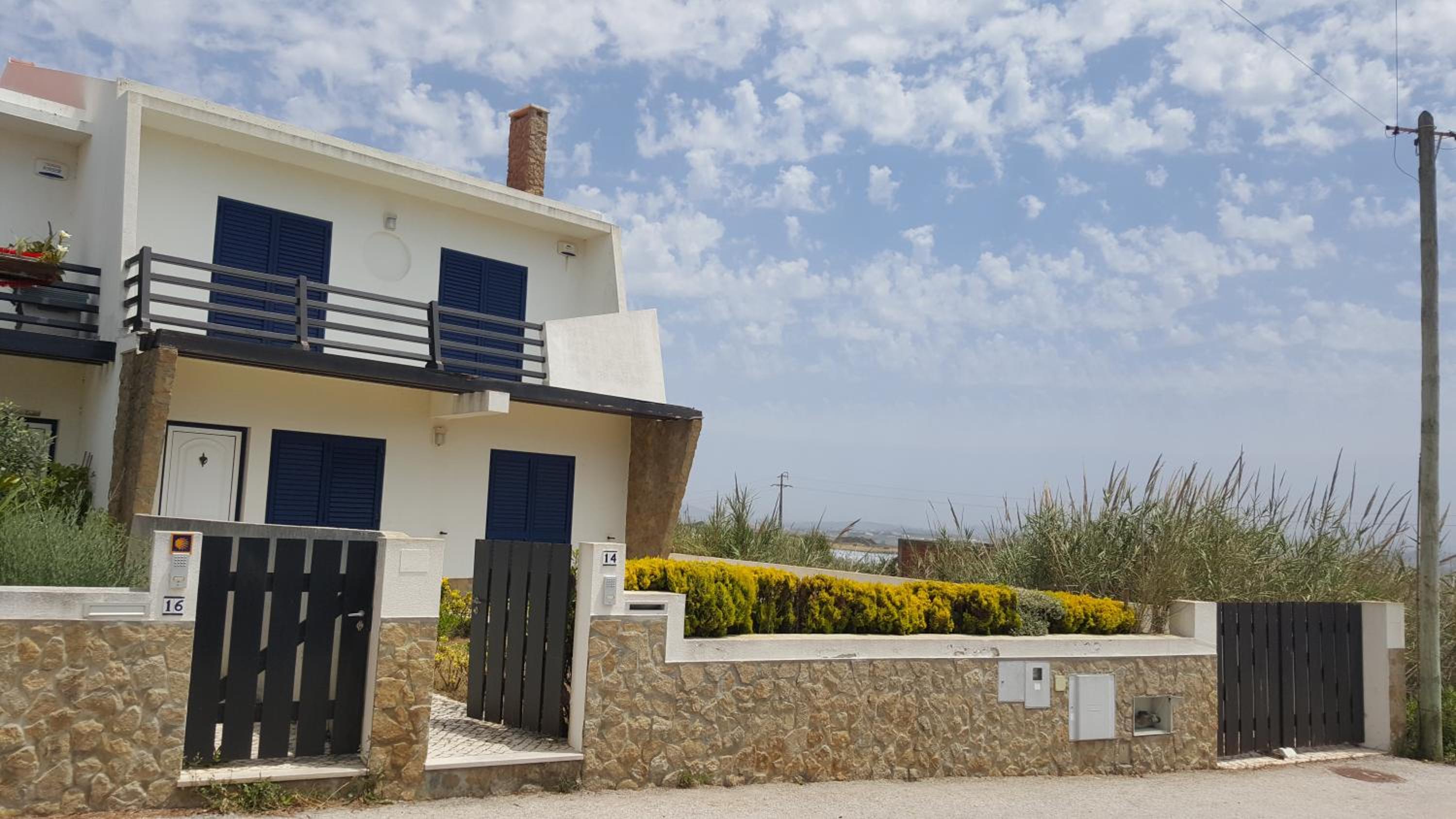 Villa with Sea View - Photo 30