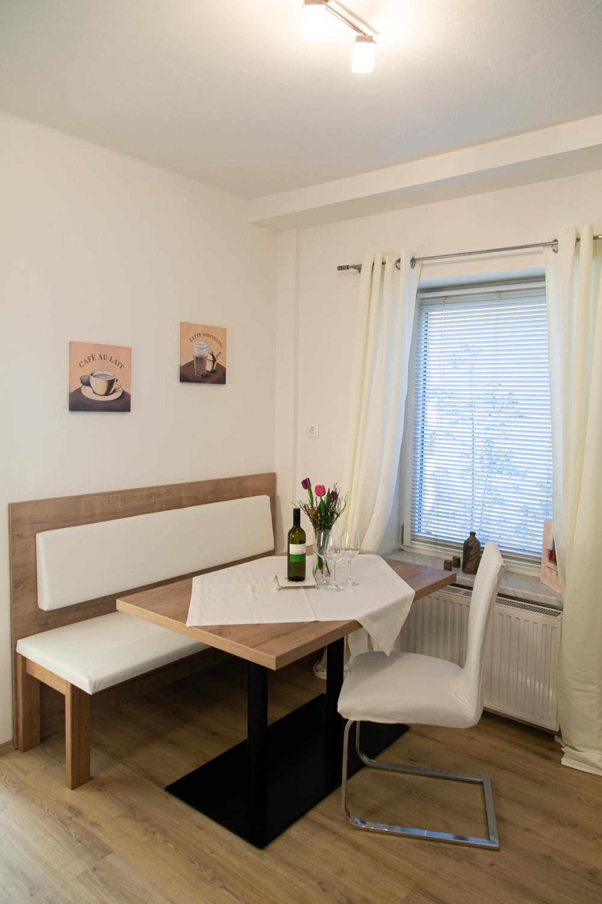 One-Bedroom Apartment photo 3