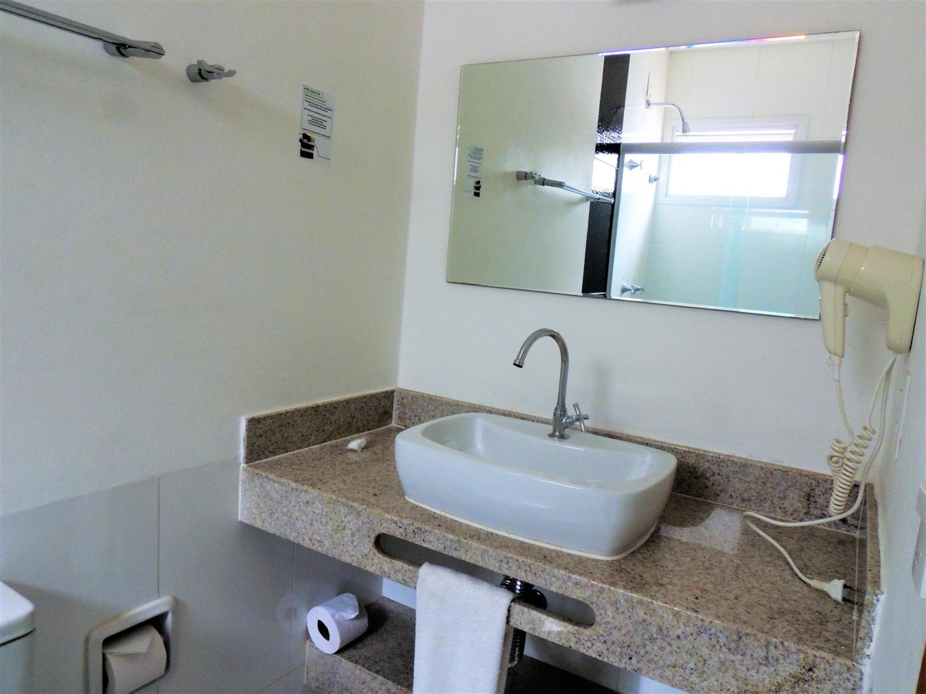 Standard Twin Room photo 3
