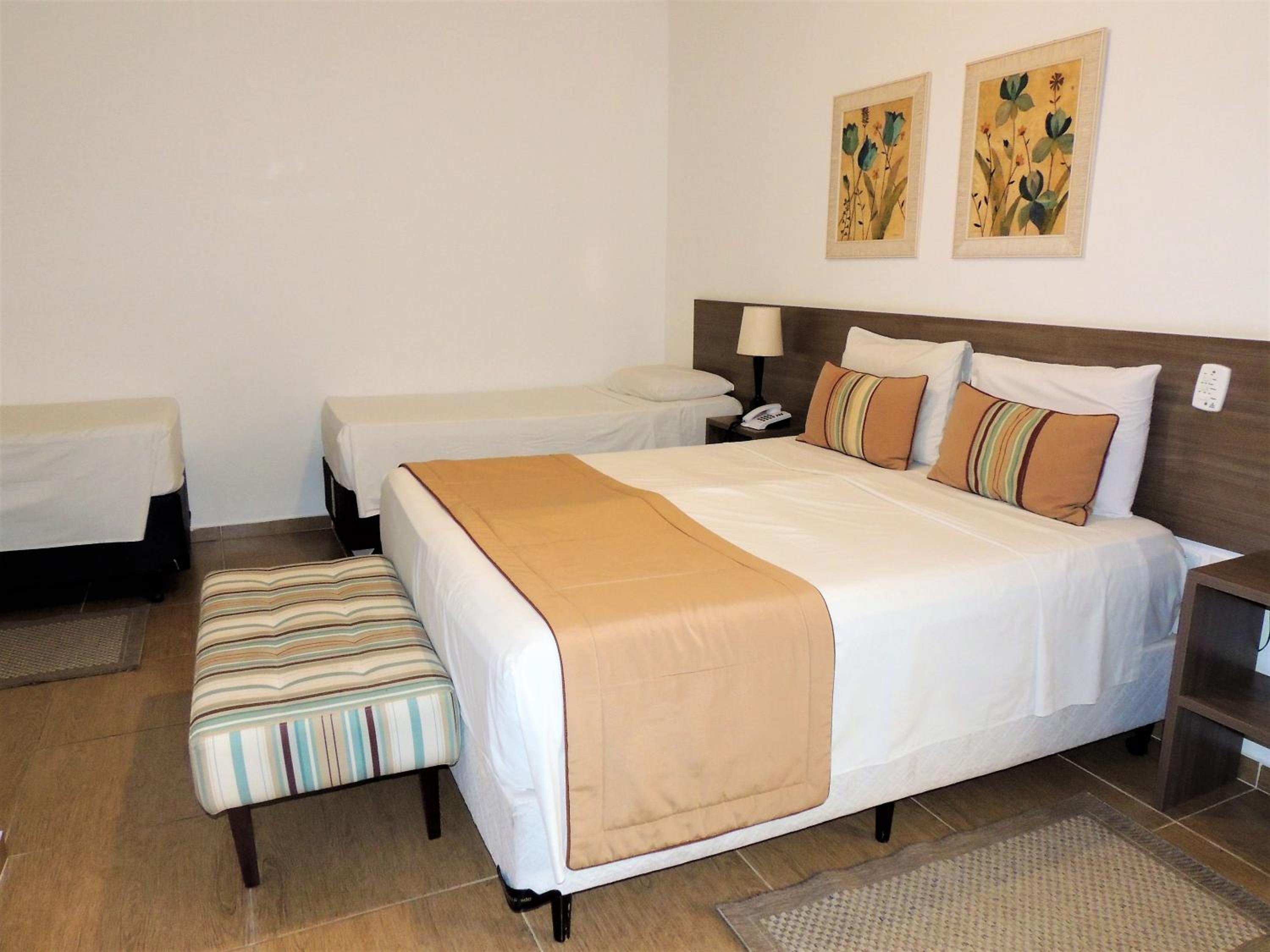 Standard Quadruple Room photo 3