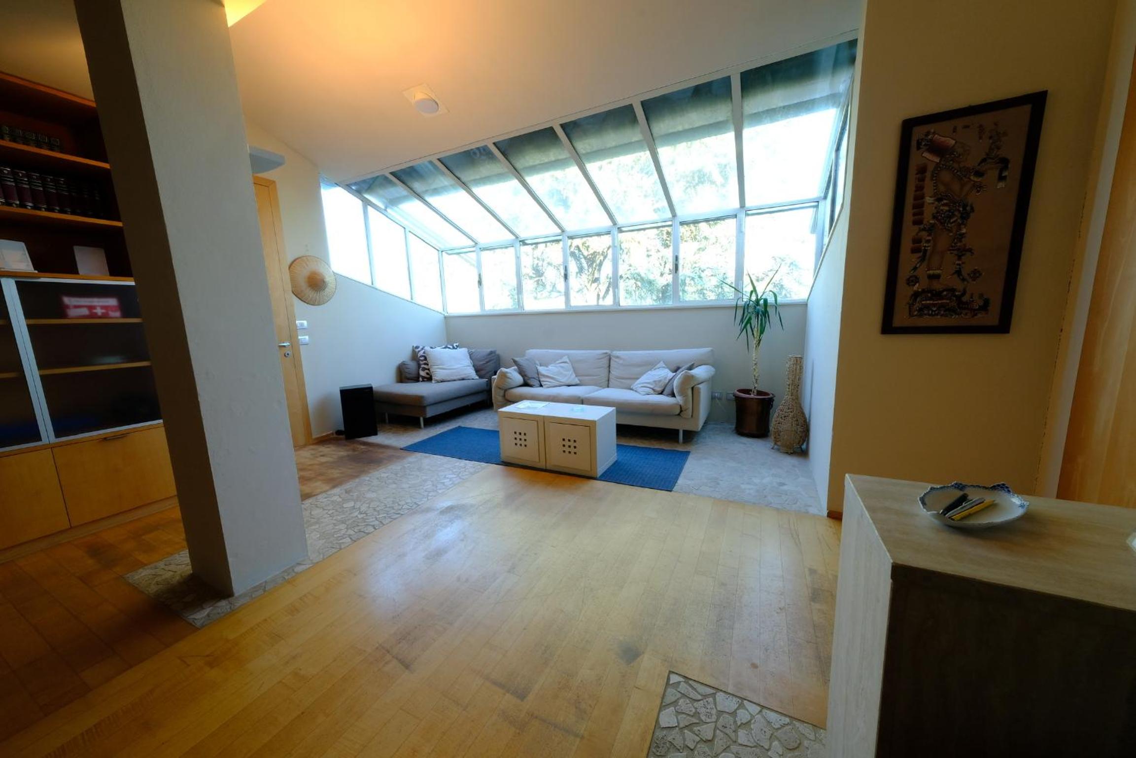 Two-Bedroom Apartment photo 2