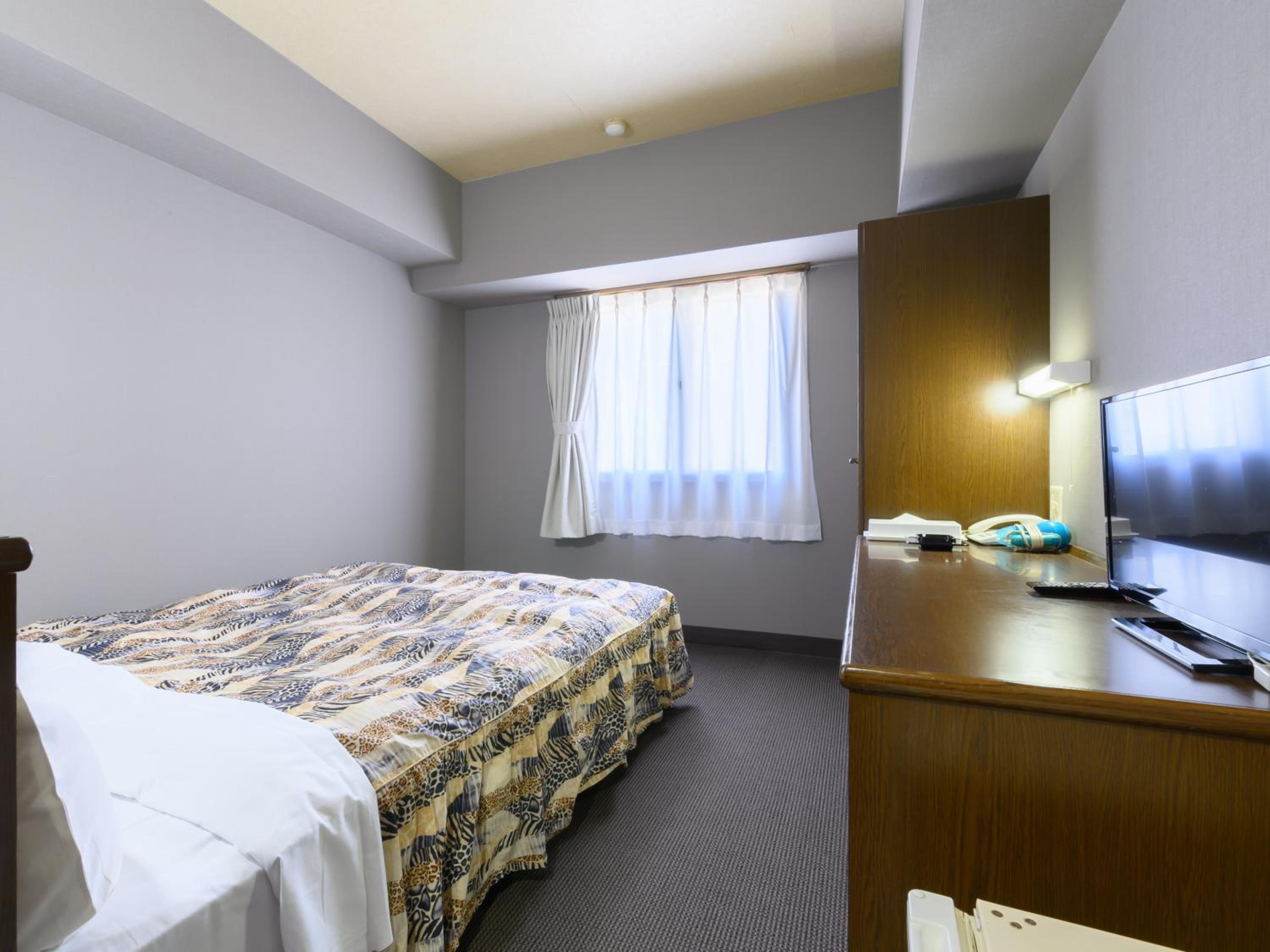 Double Room - Smoking - Photo 8