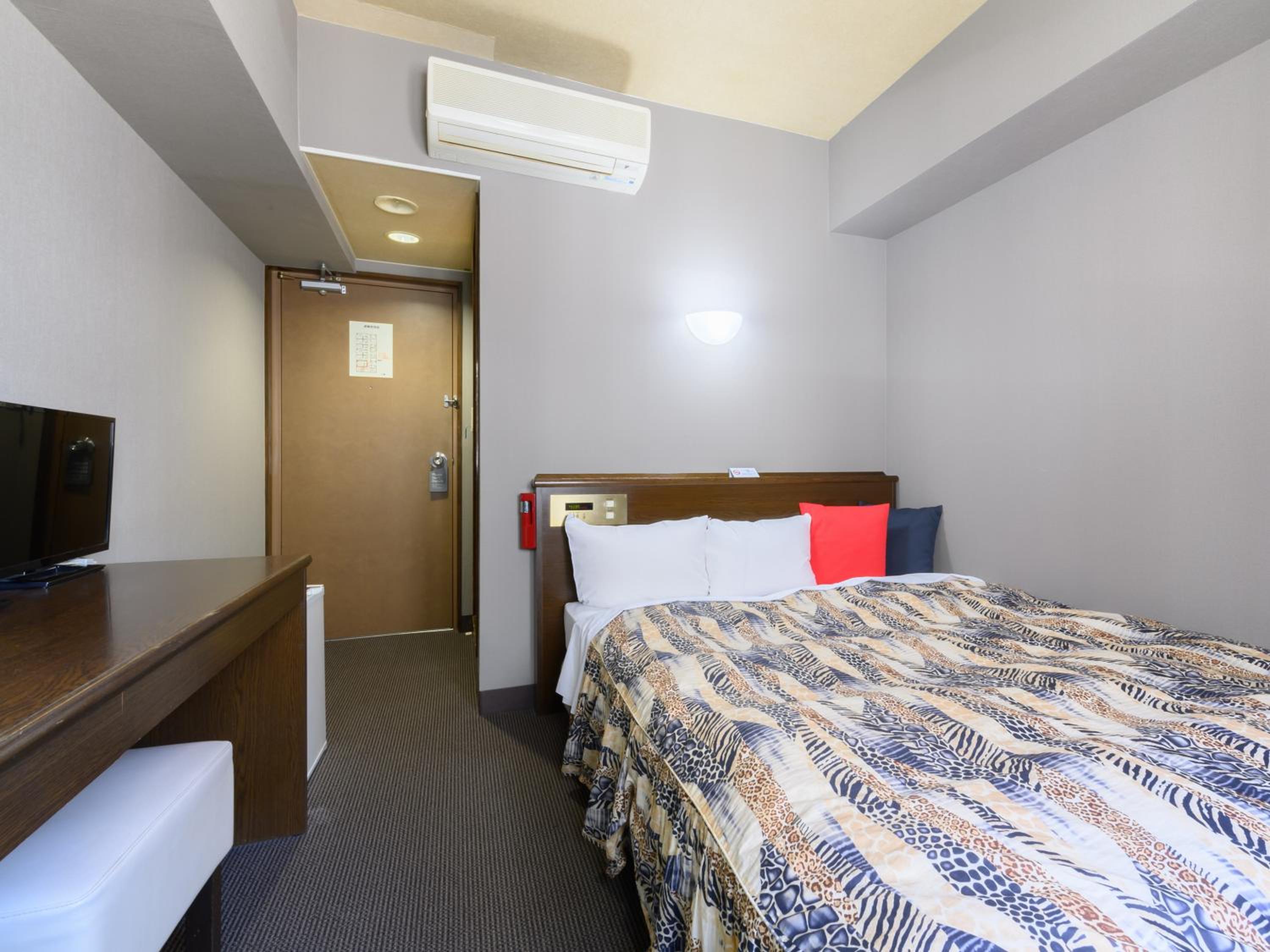 Double Room - Smoking - Photo 2