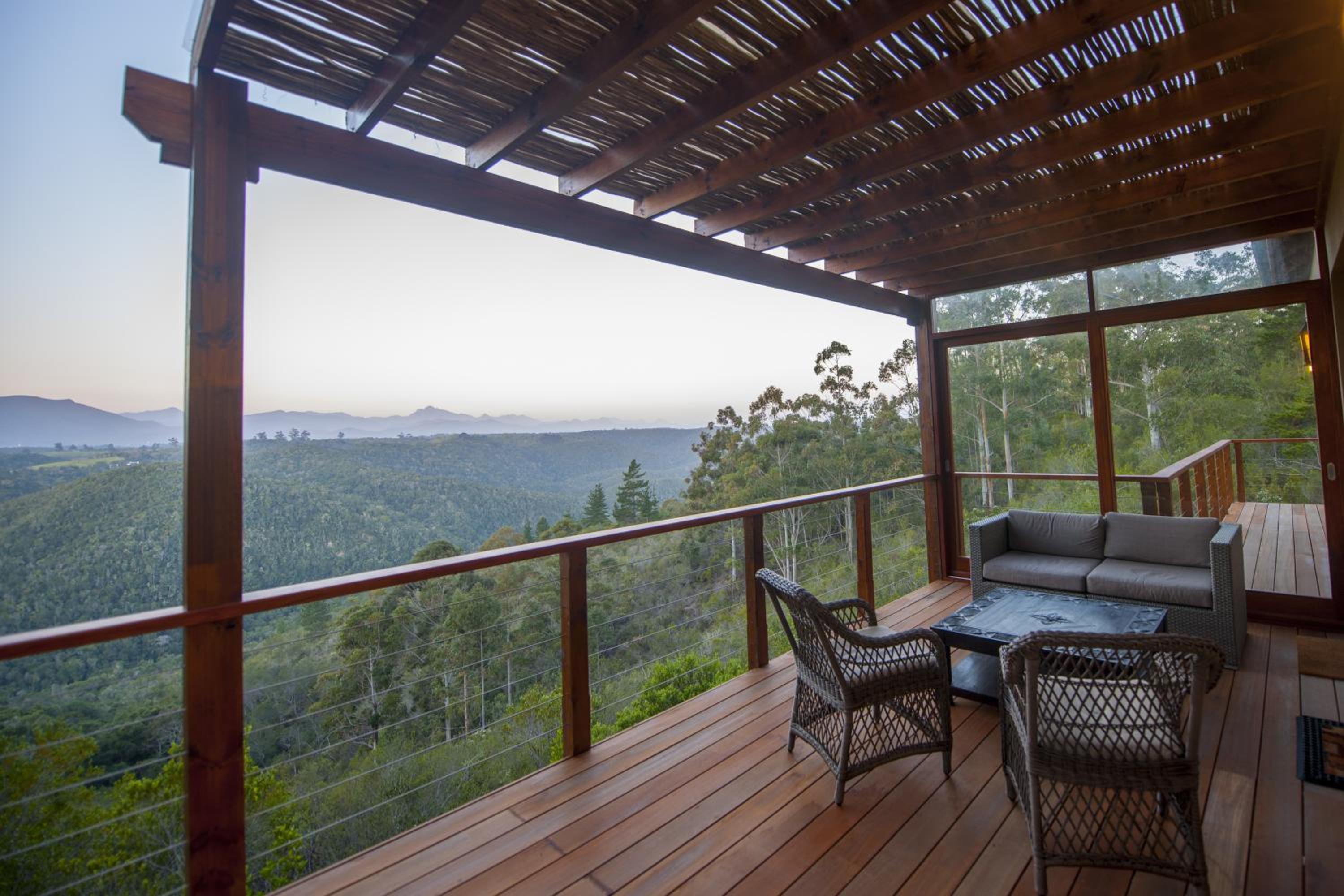 Honeymoon Suite with Private Entrance photo 3