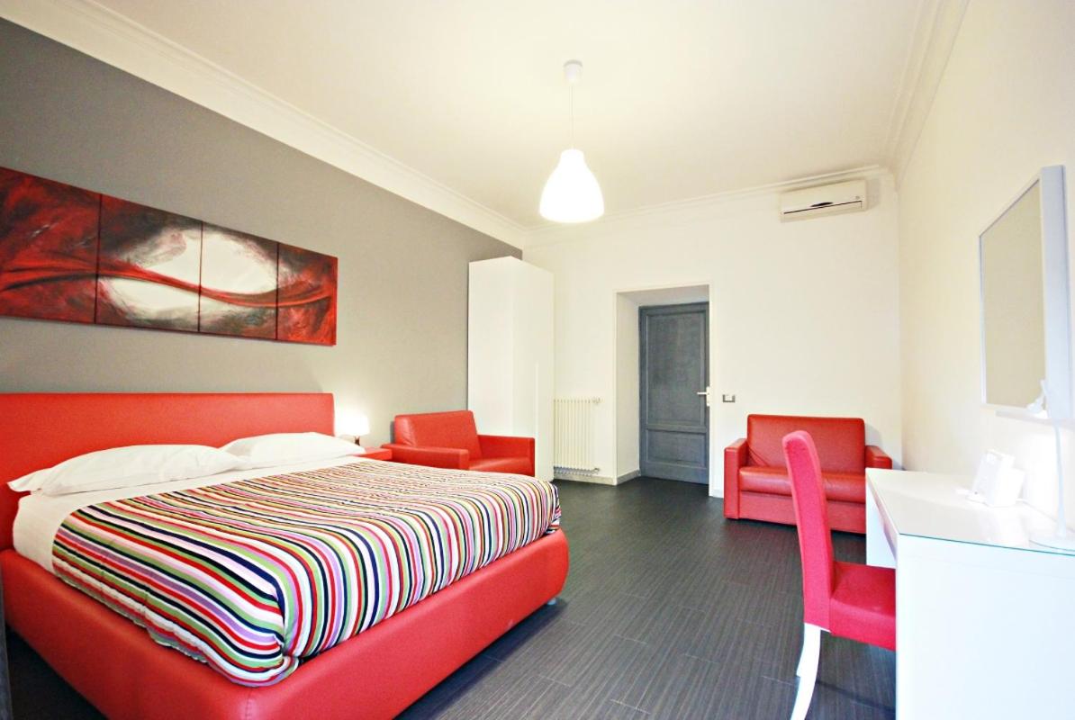Apartment with Balcony - Piazza Risorgimento 36 photo 3