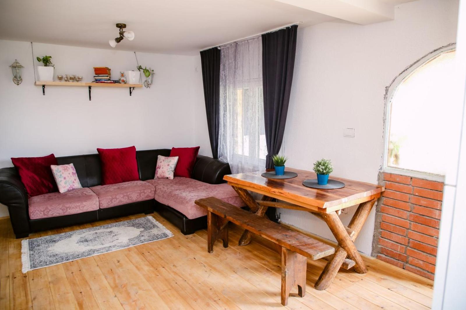 Three-Bedroom House photo 1