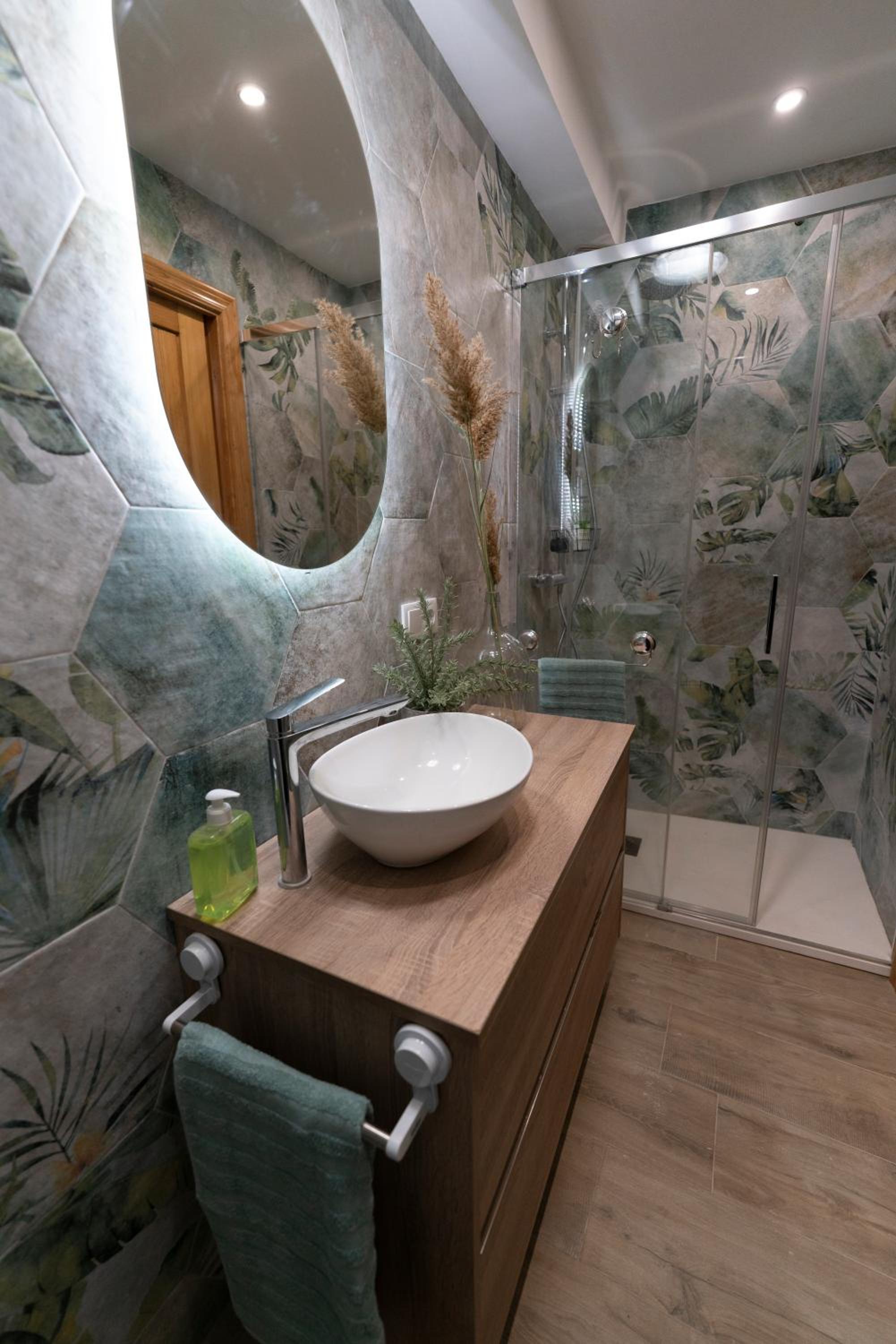 Three-Bedroom House photo 2
