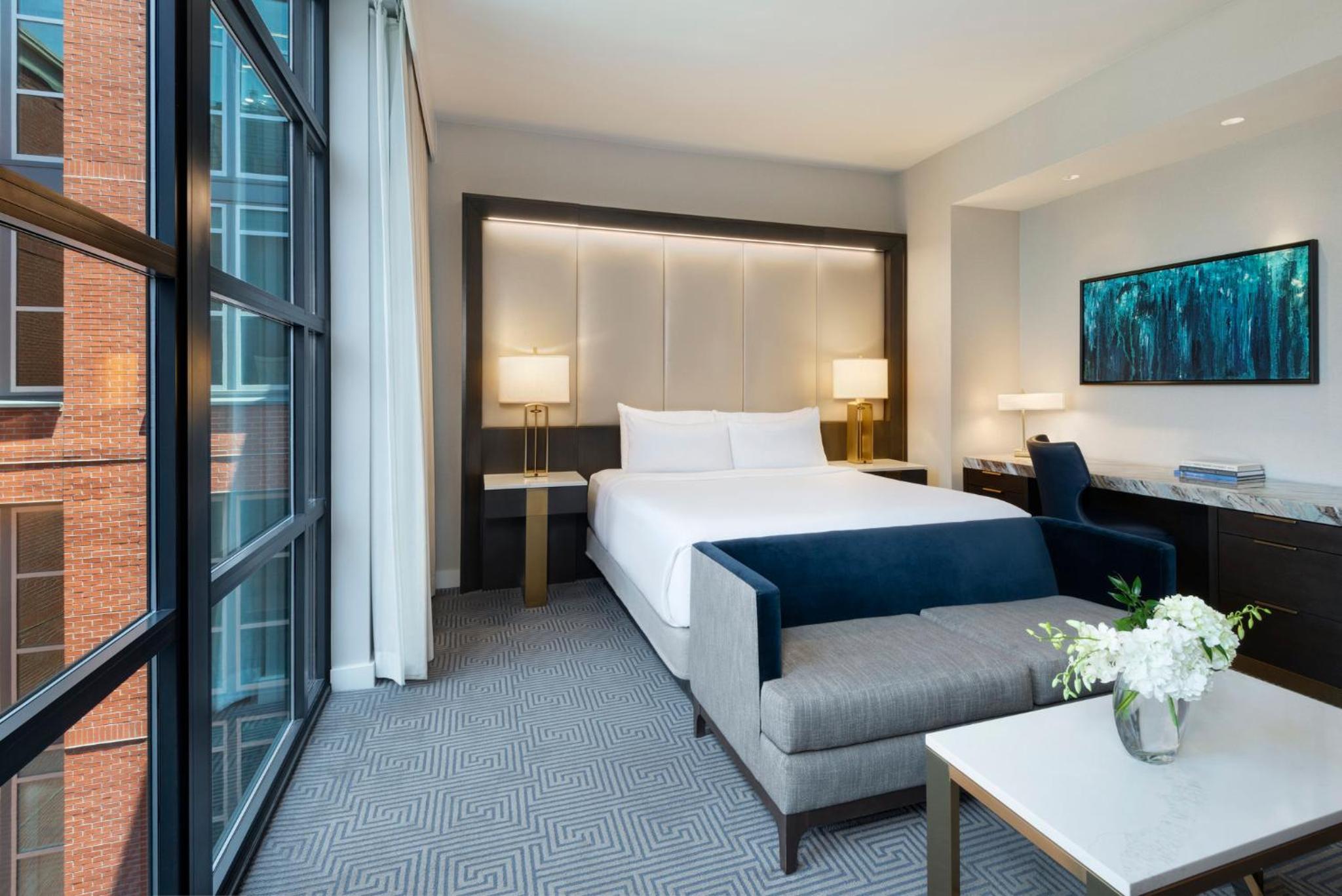 Premium King Room