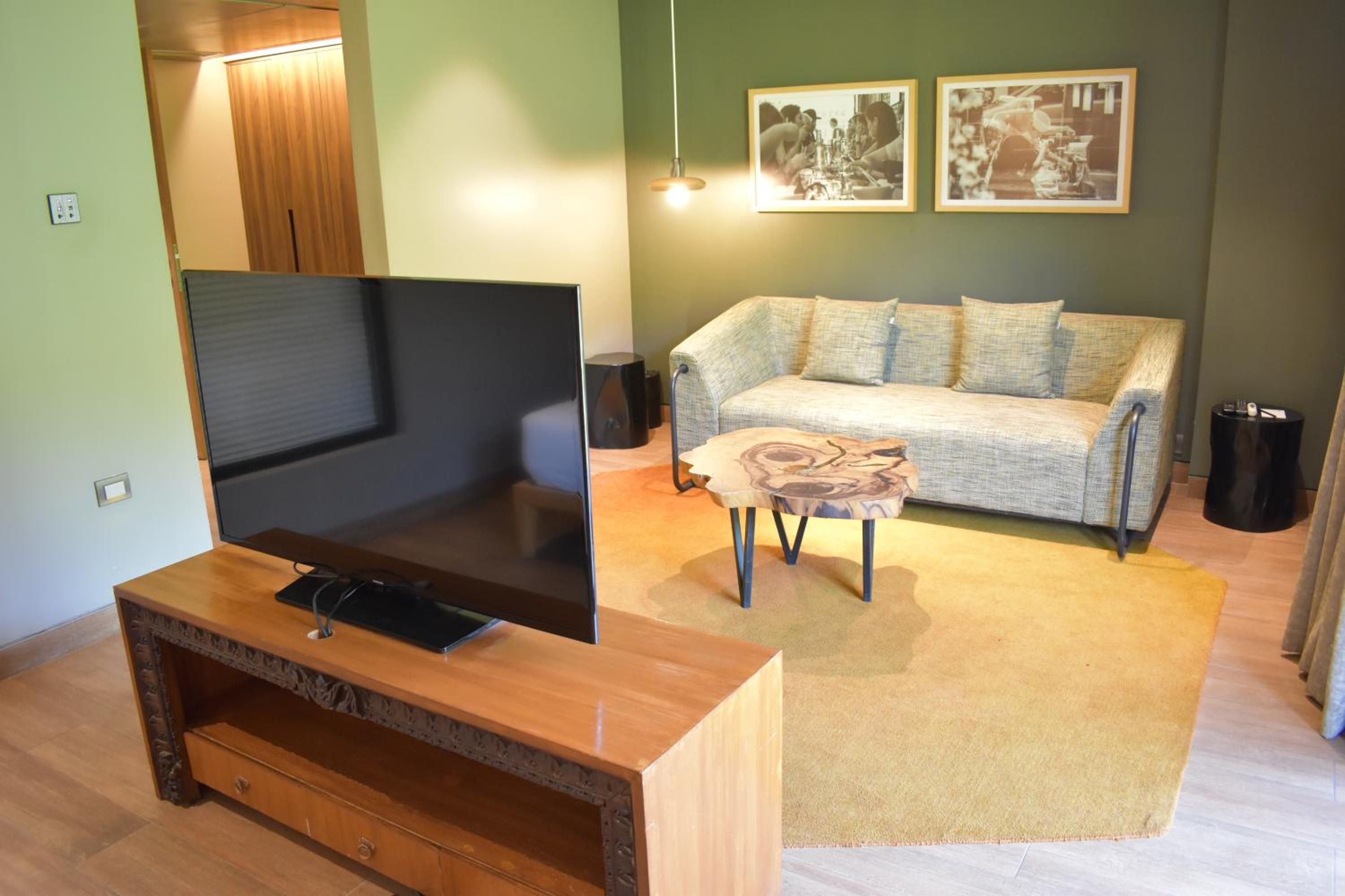 Presidential Suite Presidential Suite