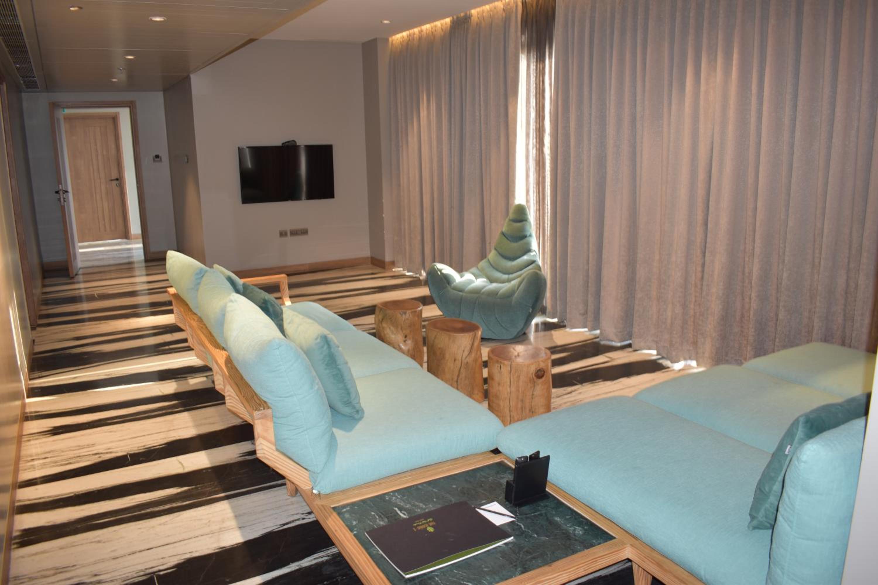 Presidential Suite Presidential Suite