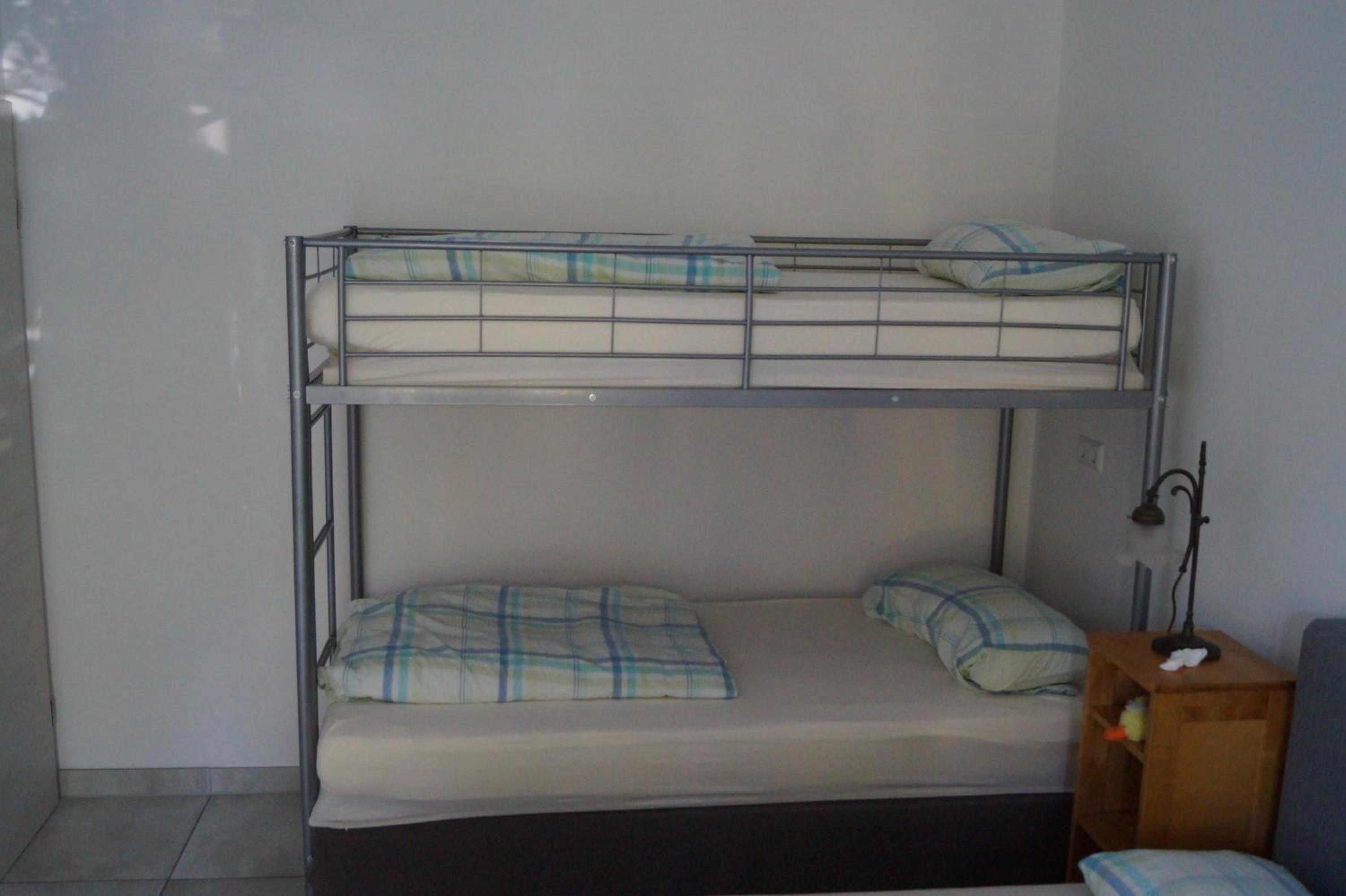 One-Bedroom Apartment - Photo 8