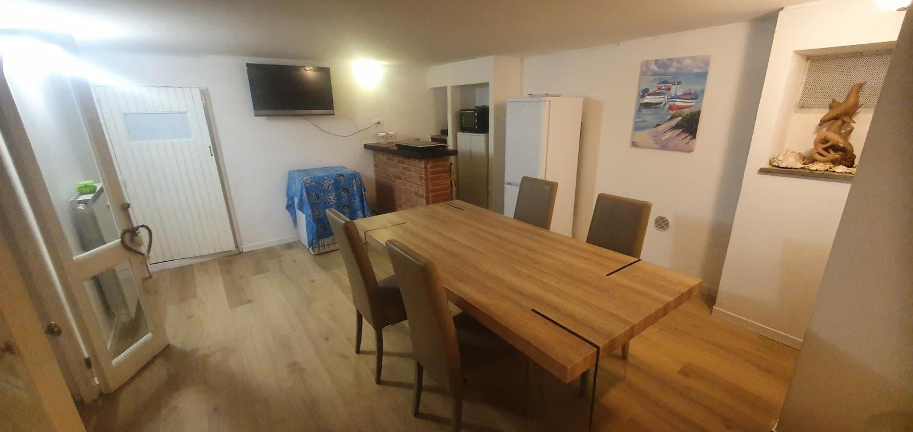 One-Bedroom House photo 3