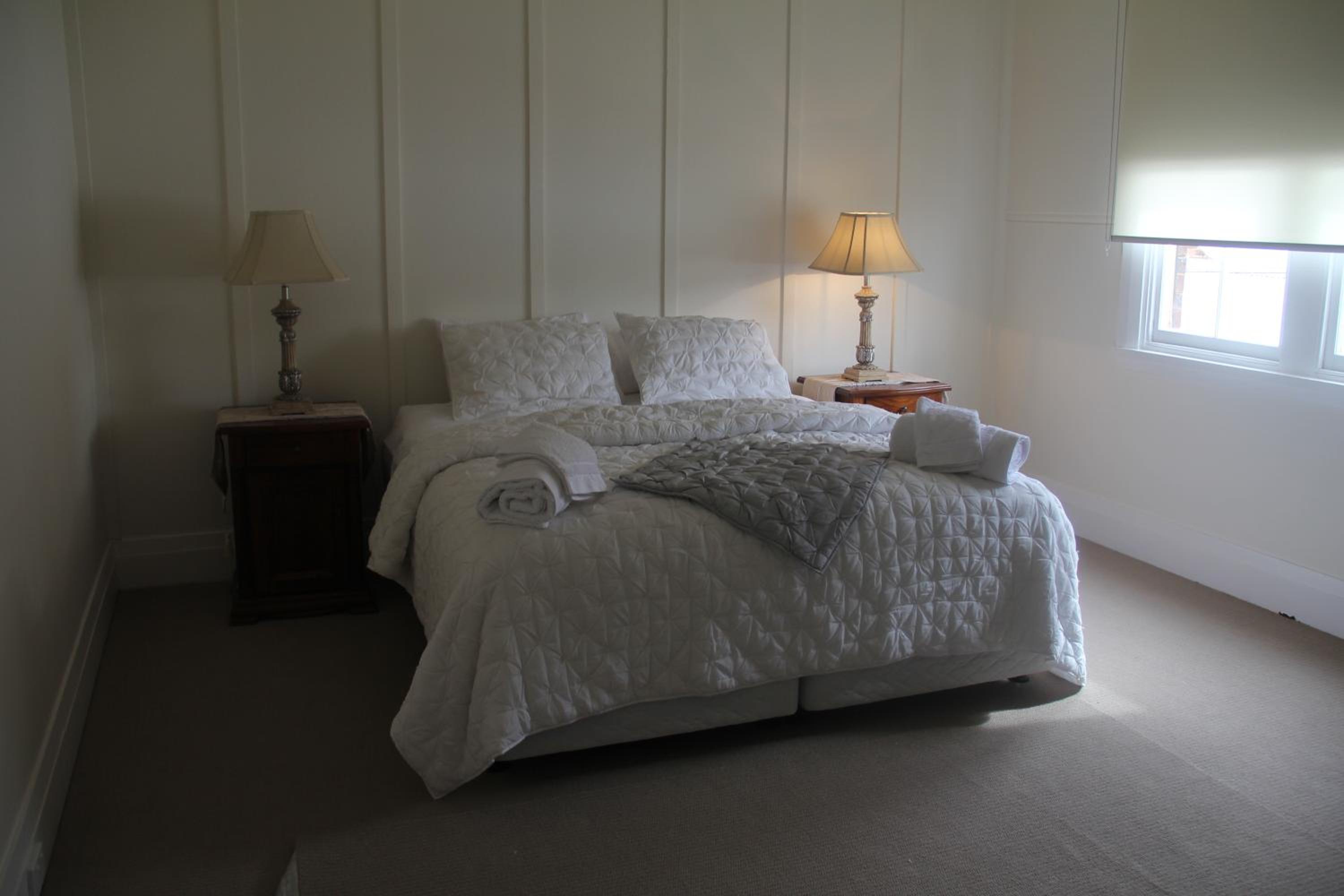 Deluxe King Room photo 3