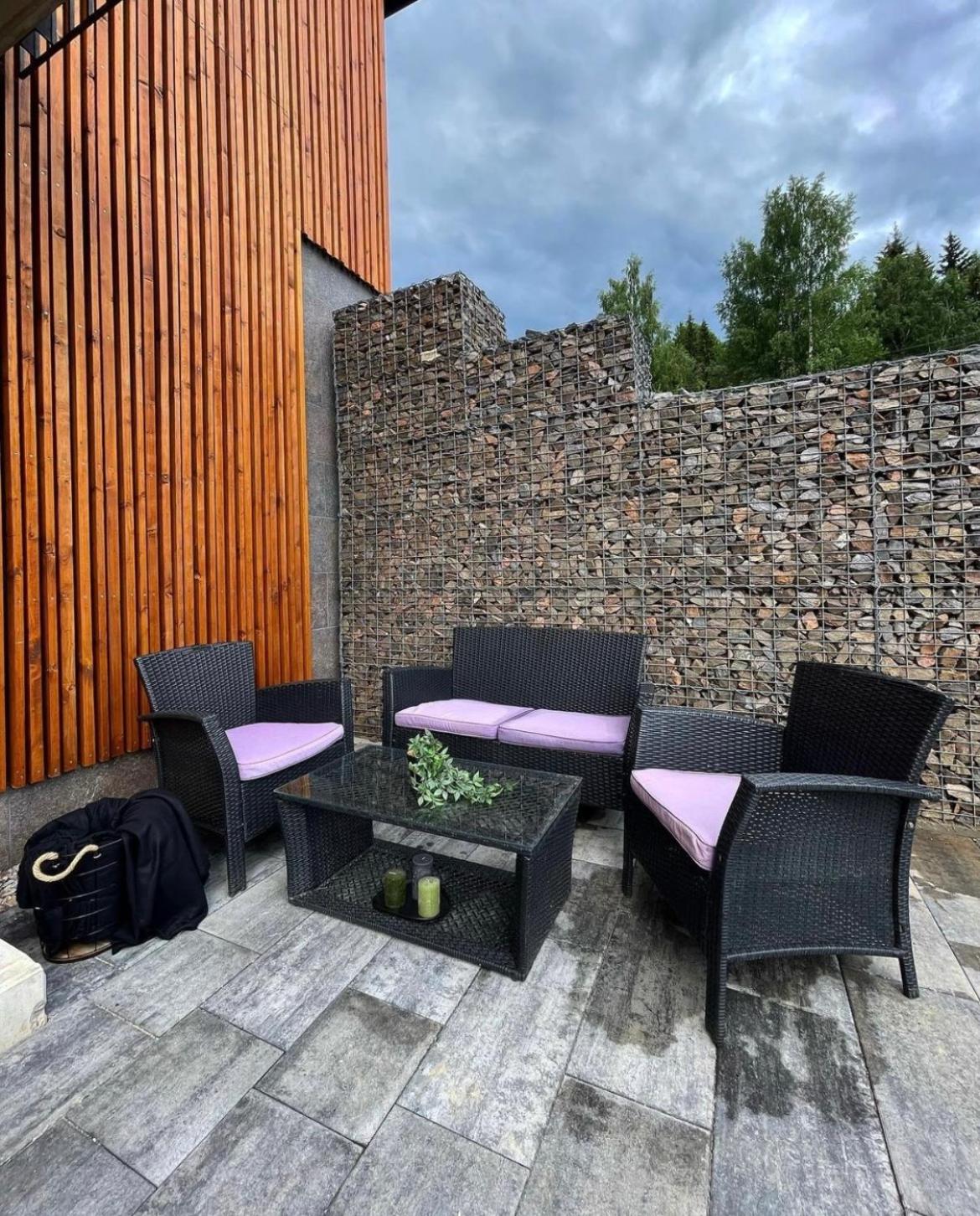 Apartment with Terrace photo 2
