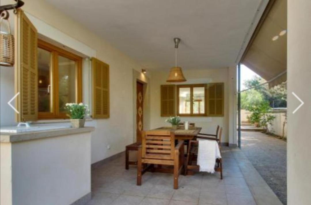 Three-Bedroom House photo 2