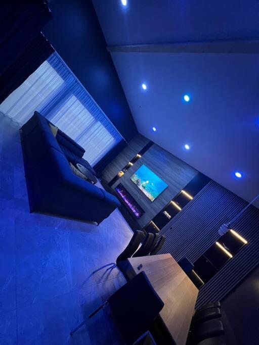 Villa photo 2