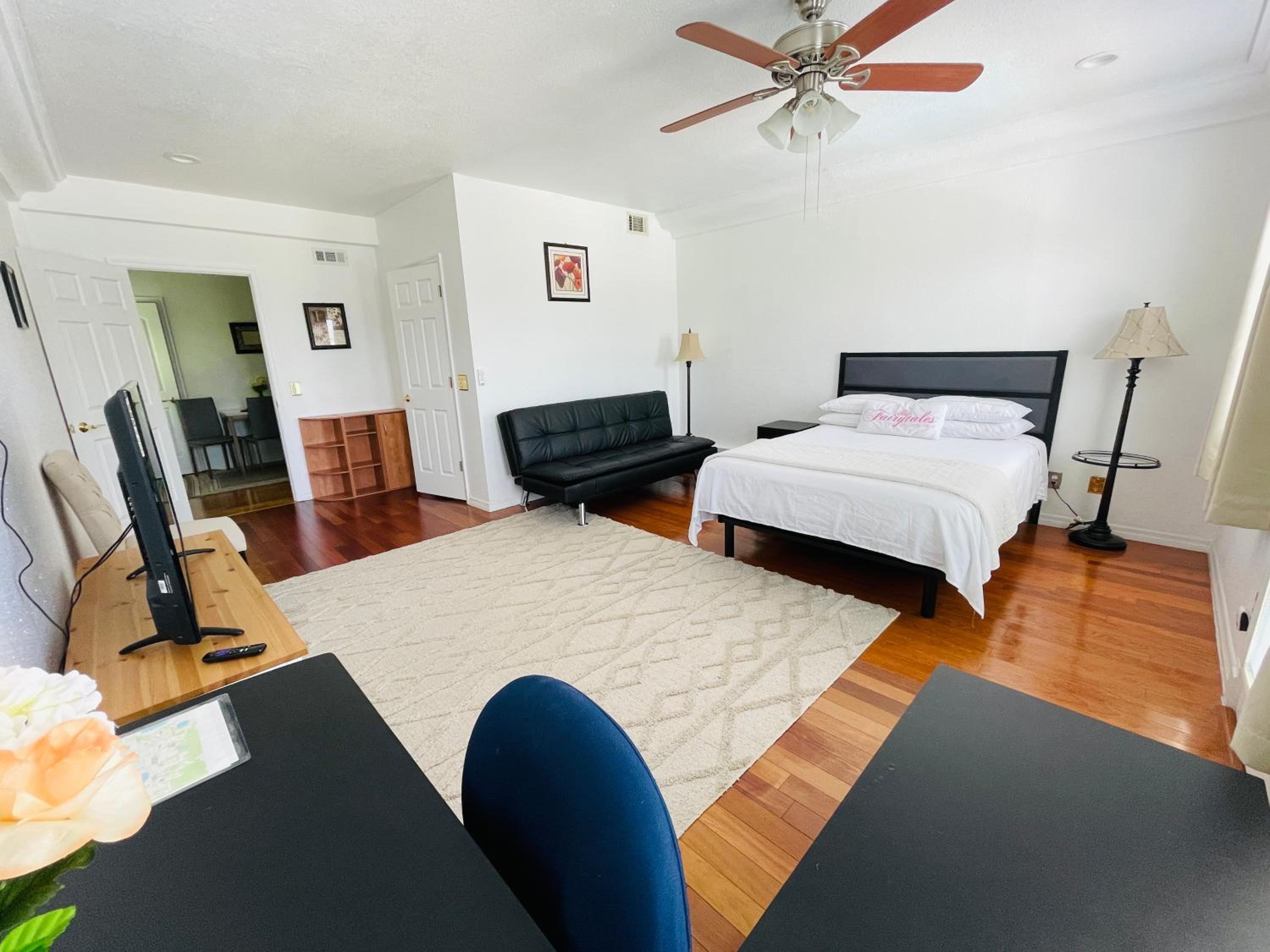 Two-Bedroom Apartment - Photo 10