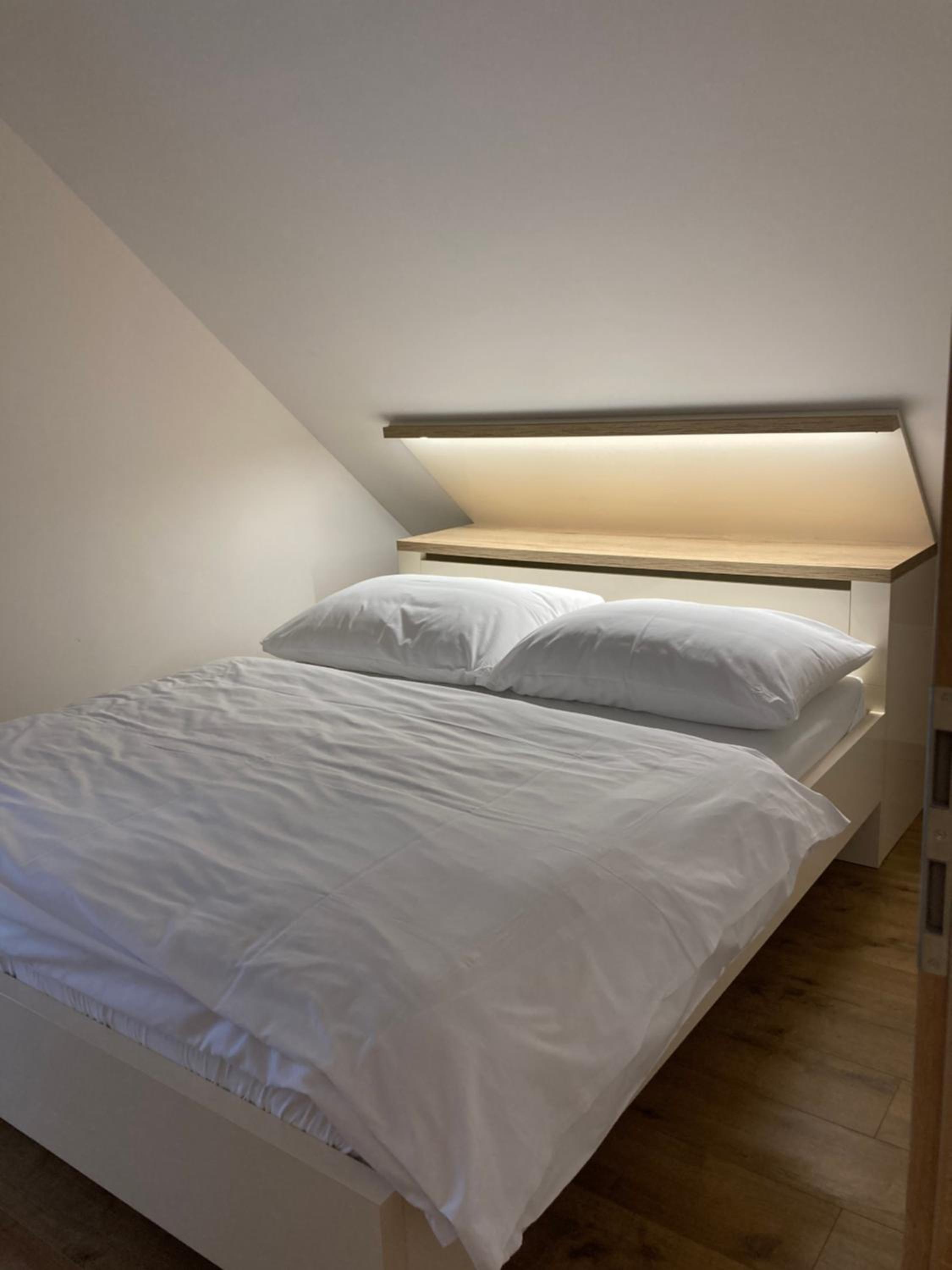 Two-Bedroom Deluxe Apartment with Balcony