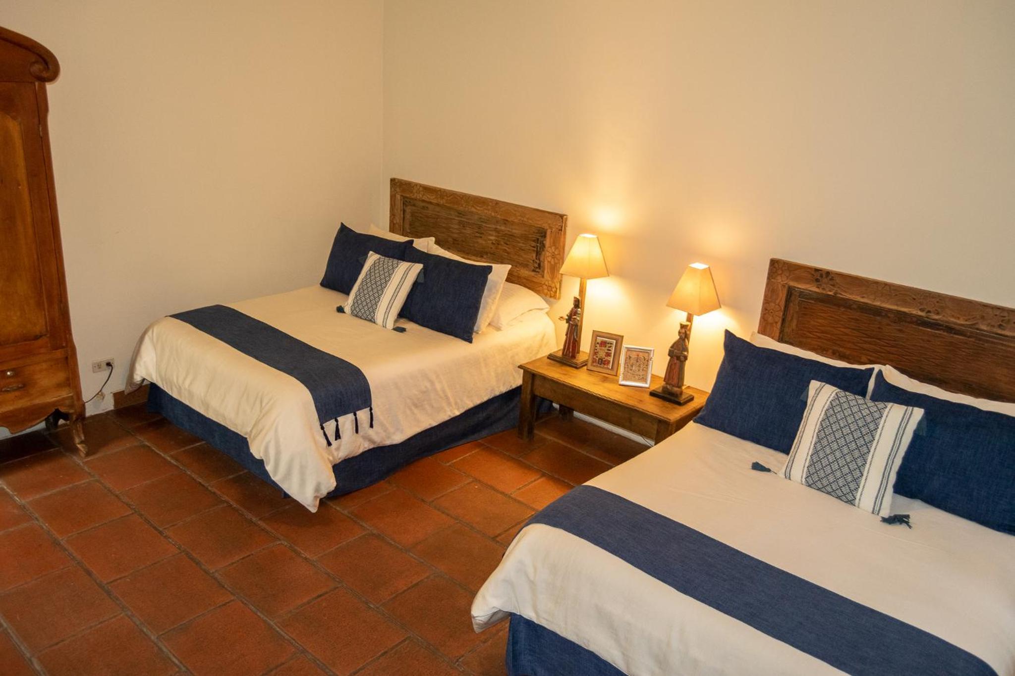 Large Twin Room photo 3