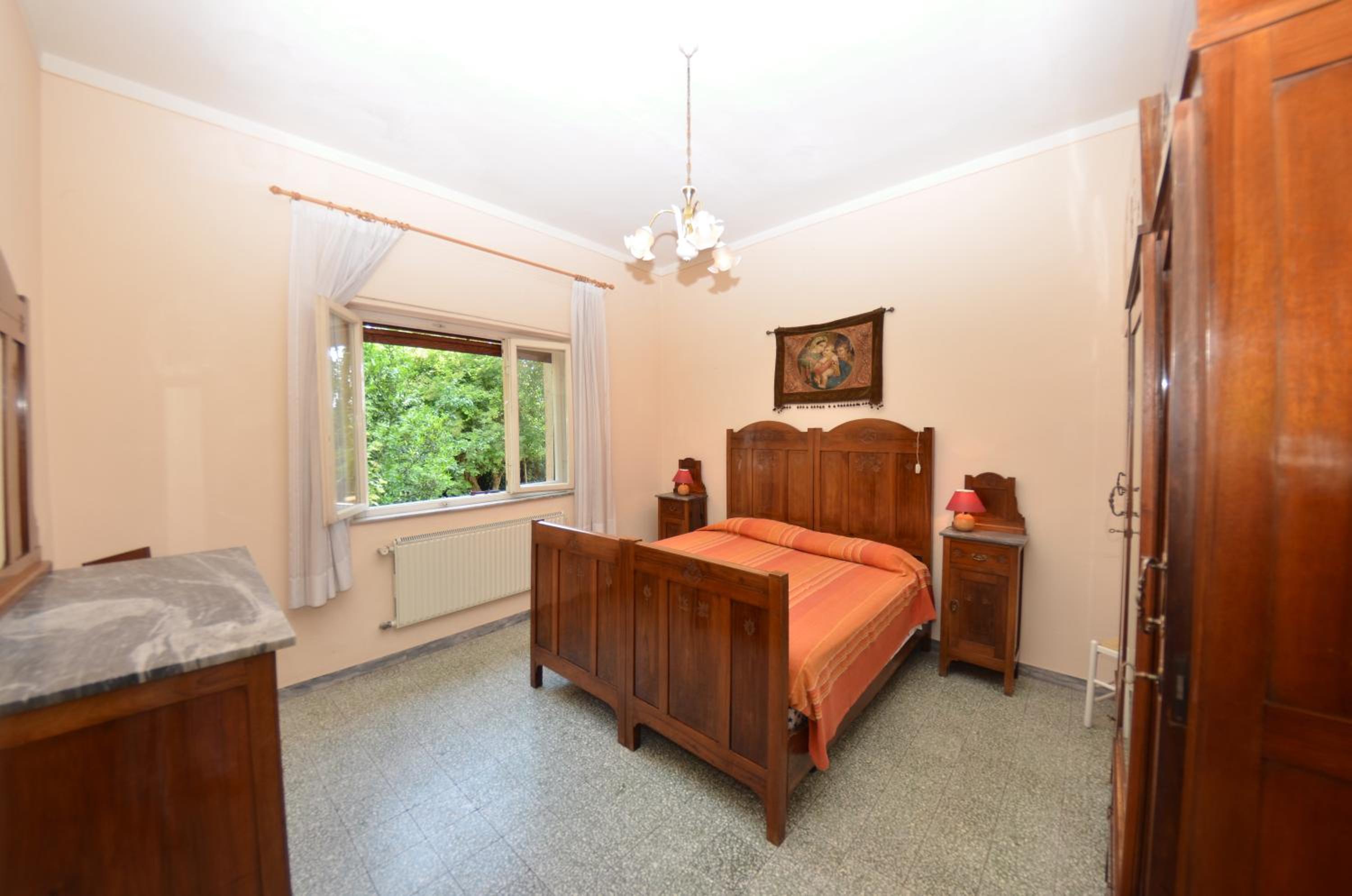 Three-Bedroom Vacation Home  photo 2