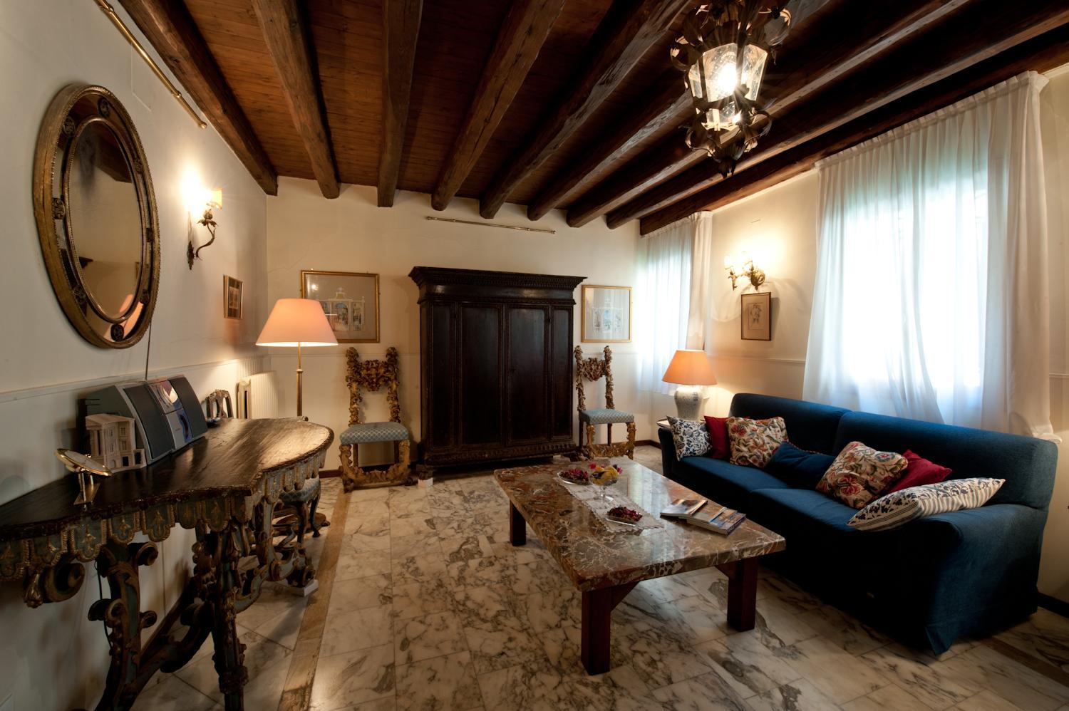 Two-Bedroom Apartment with Terrace - Split Level photo 1