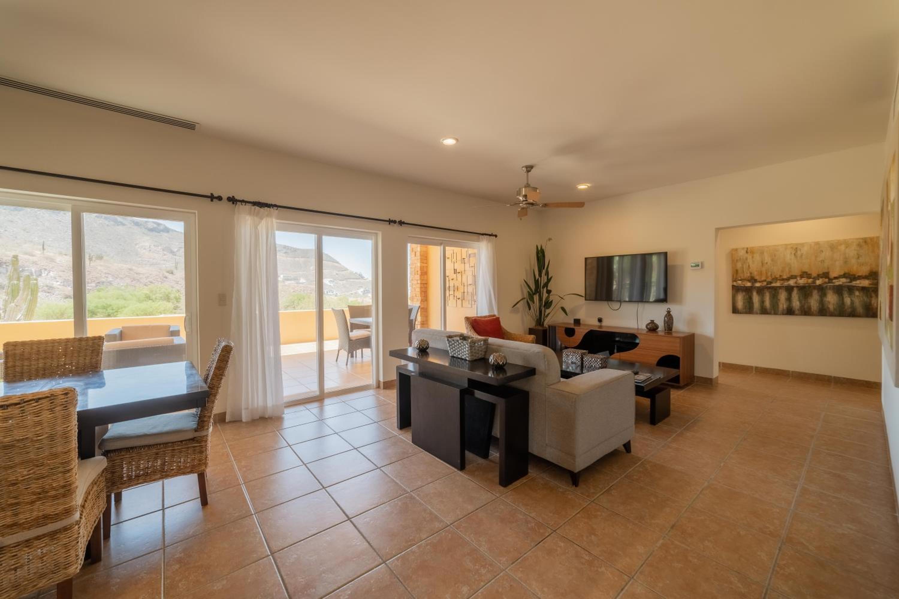 Suite with Hot Tub