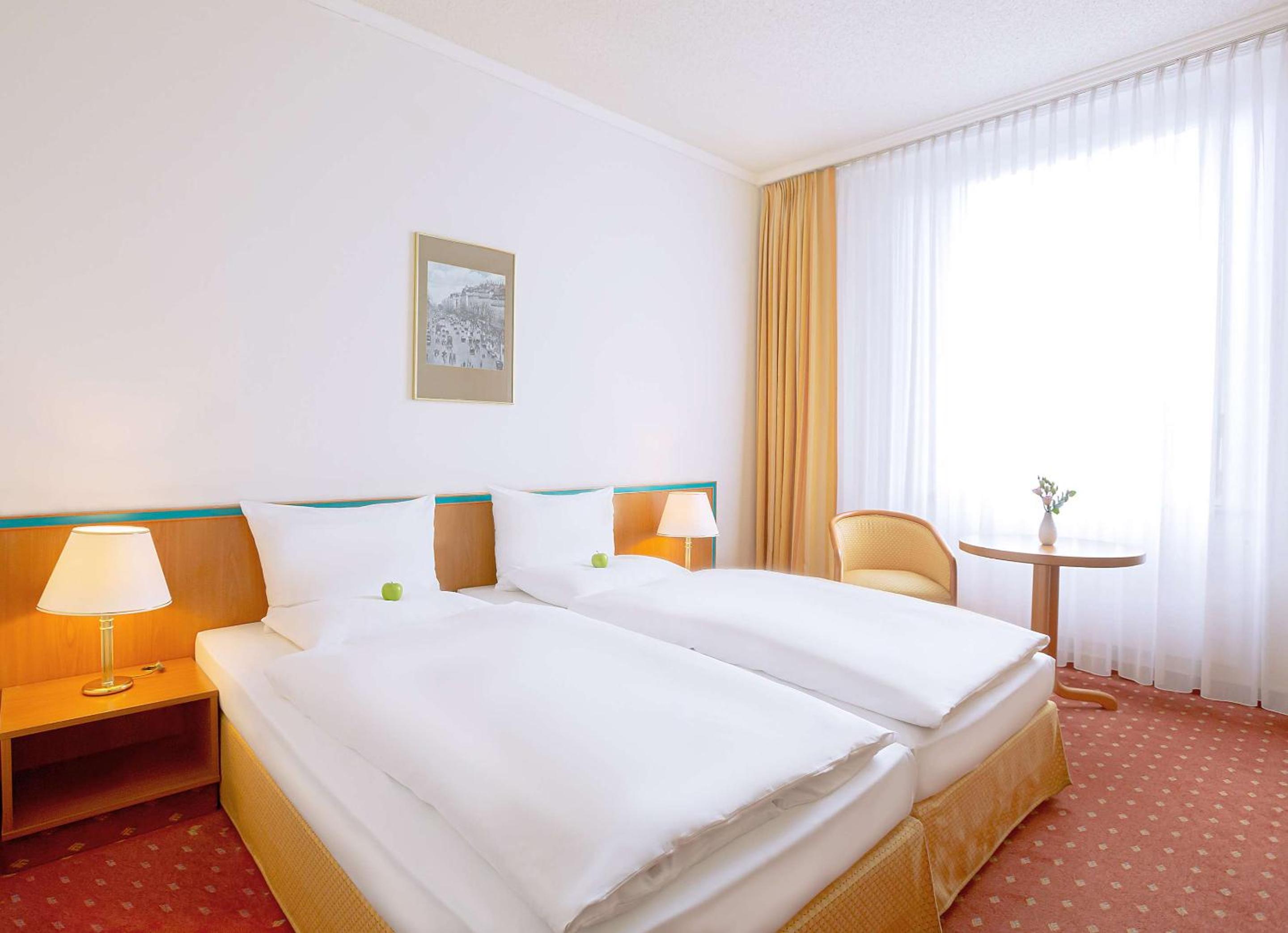 Standard Double or Twin Room photo 1