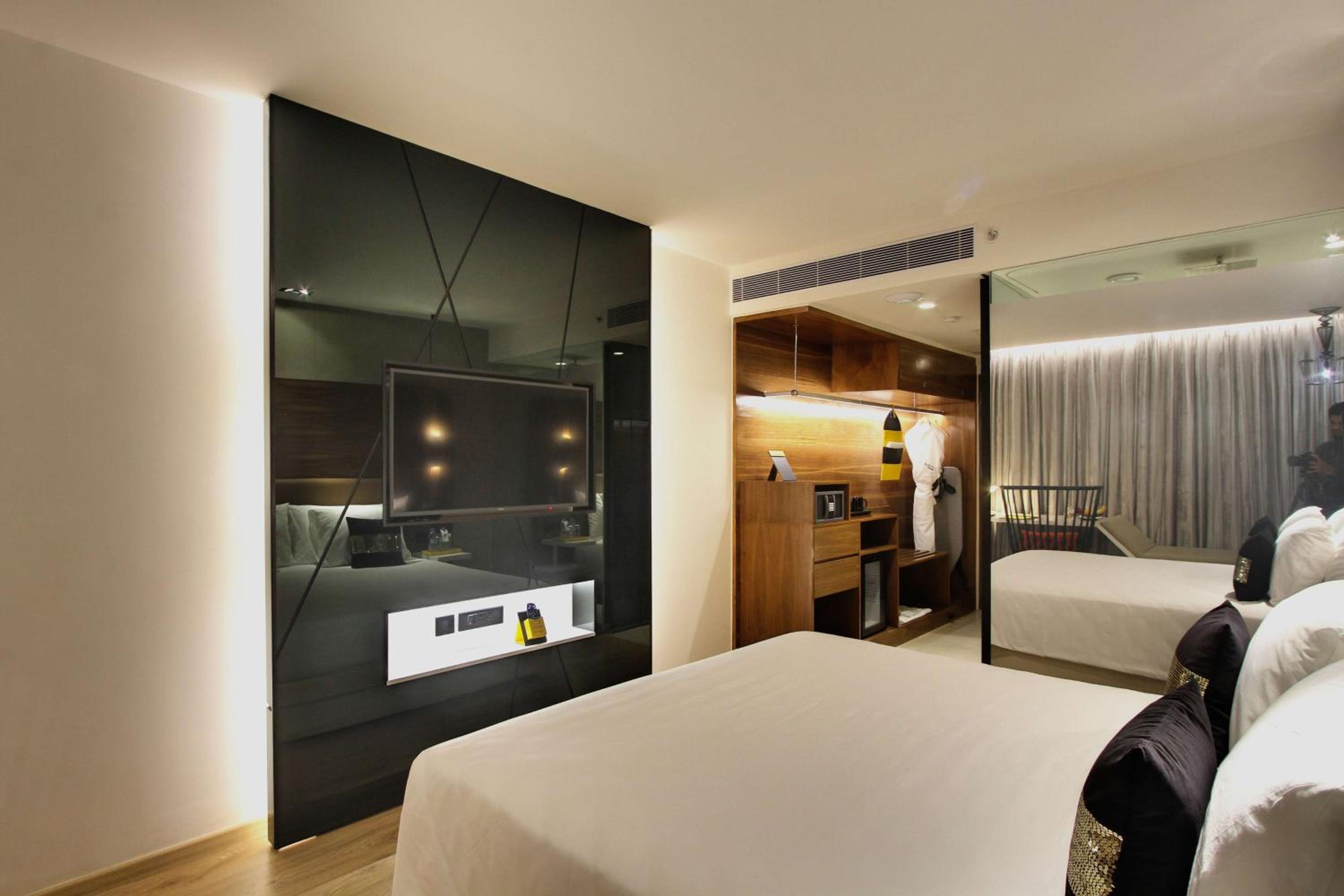 Superior Room with City View photo 3
